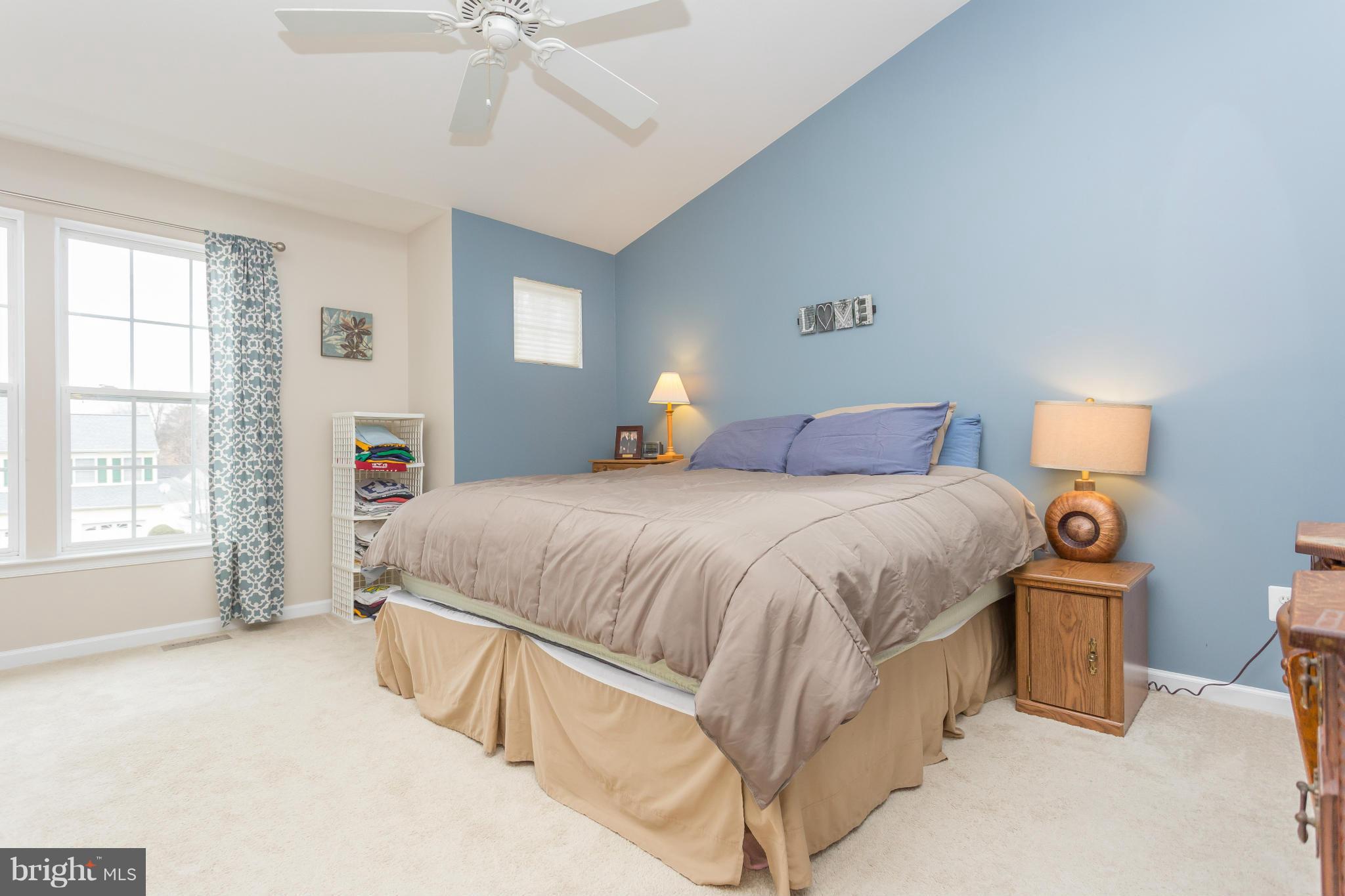 AUTUMN RIDGE - Residential