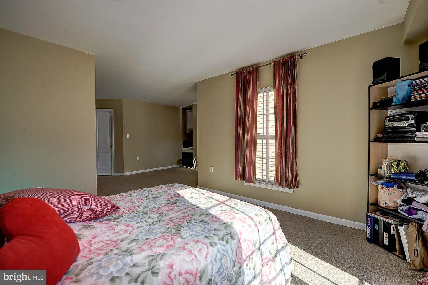 CONDOS AT CAMERON BLVD - Residential
