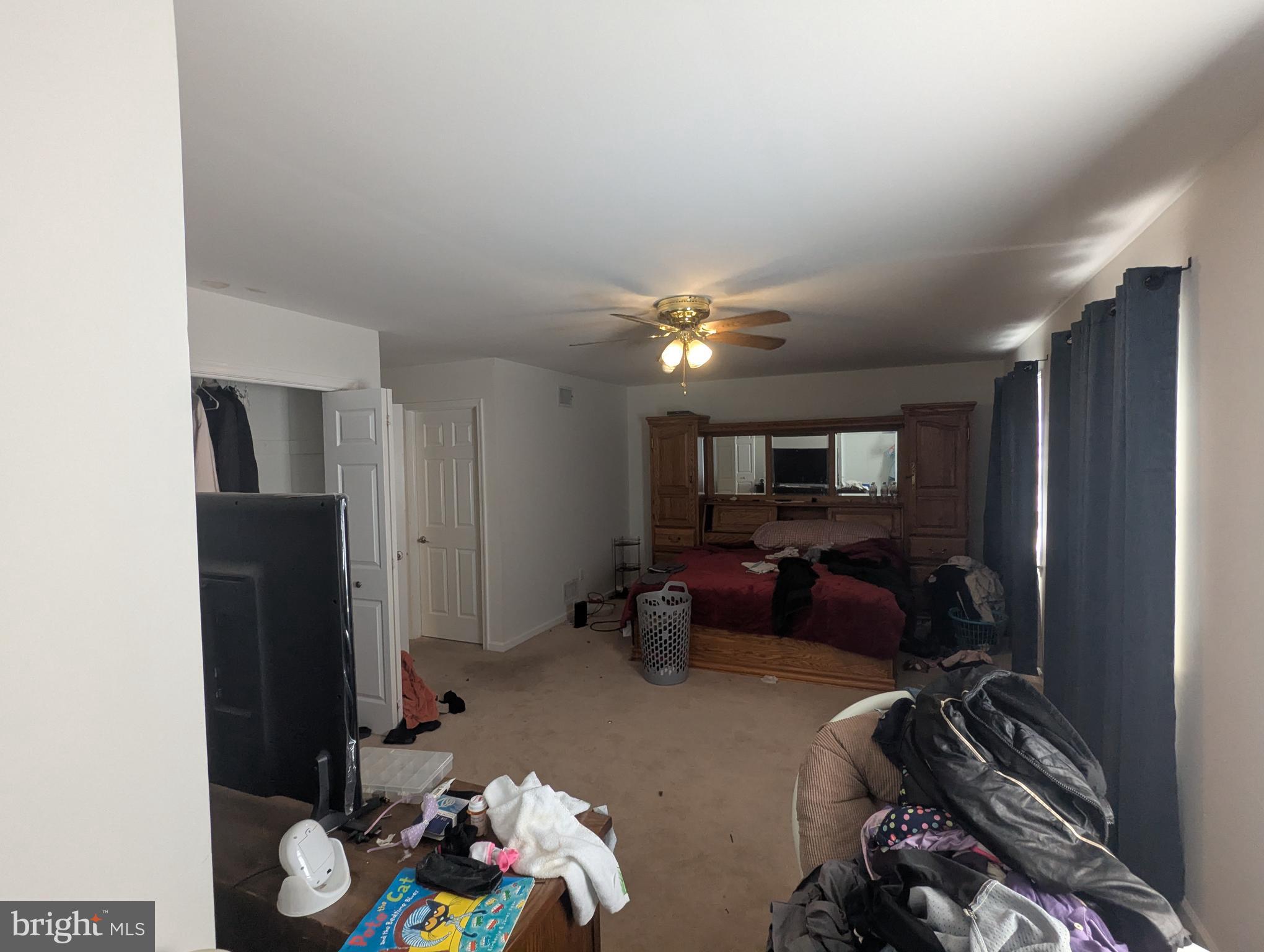 ROMAN VILLAGE - Residential