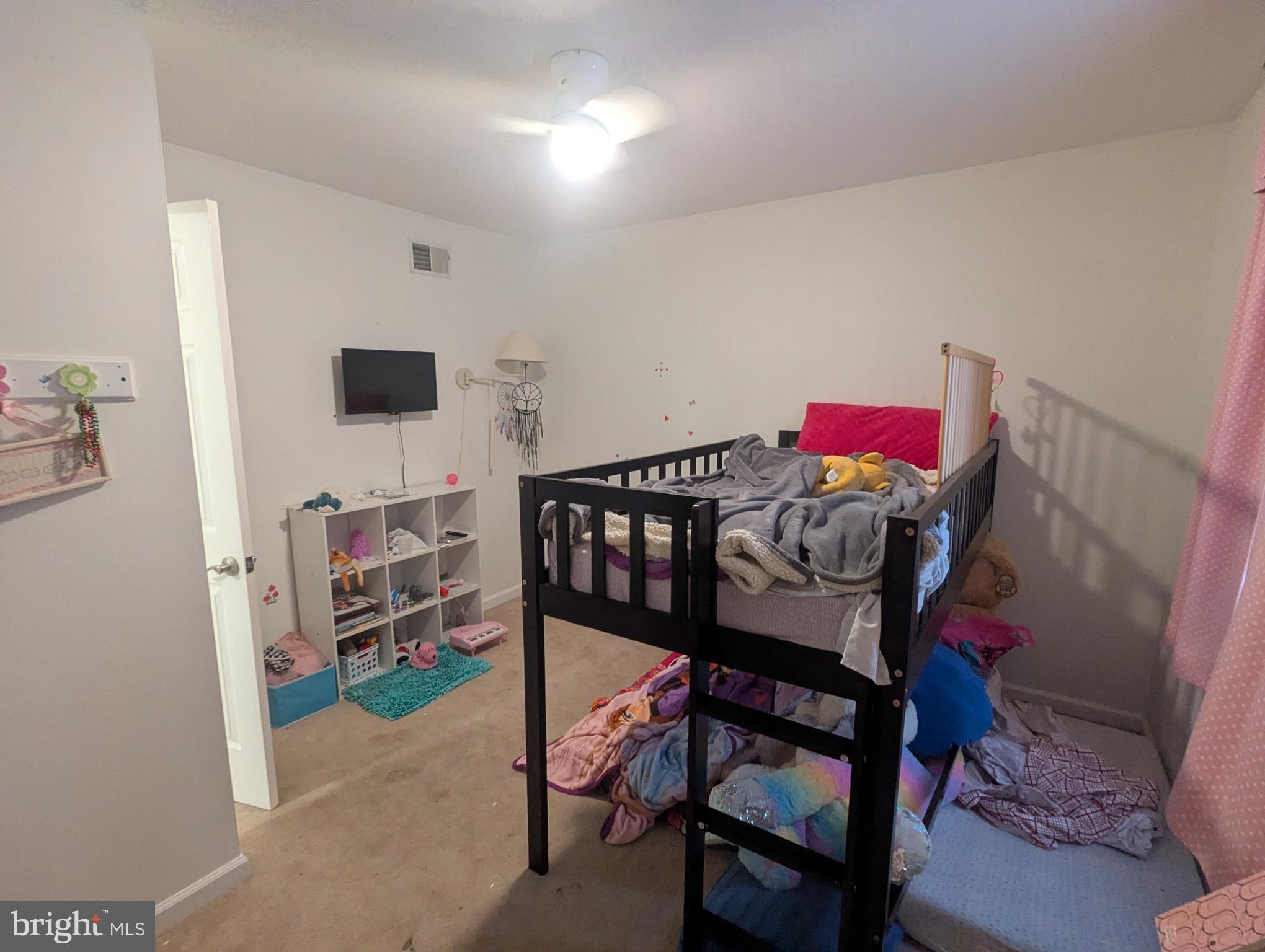 ROMAN VILLAGE - Residential