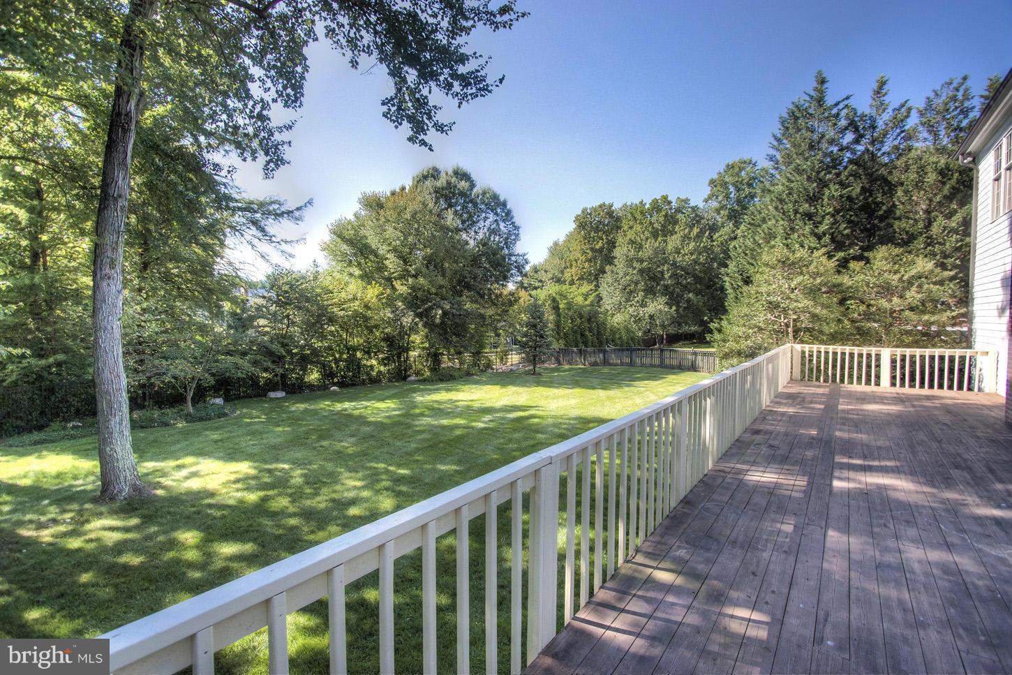 SUMMERWOOD - Residential