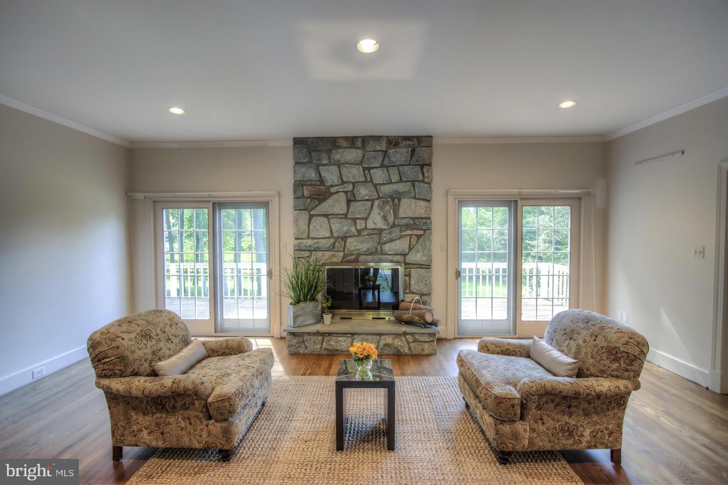 SUMMERWOOD - Residential