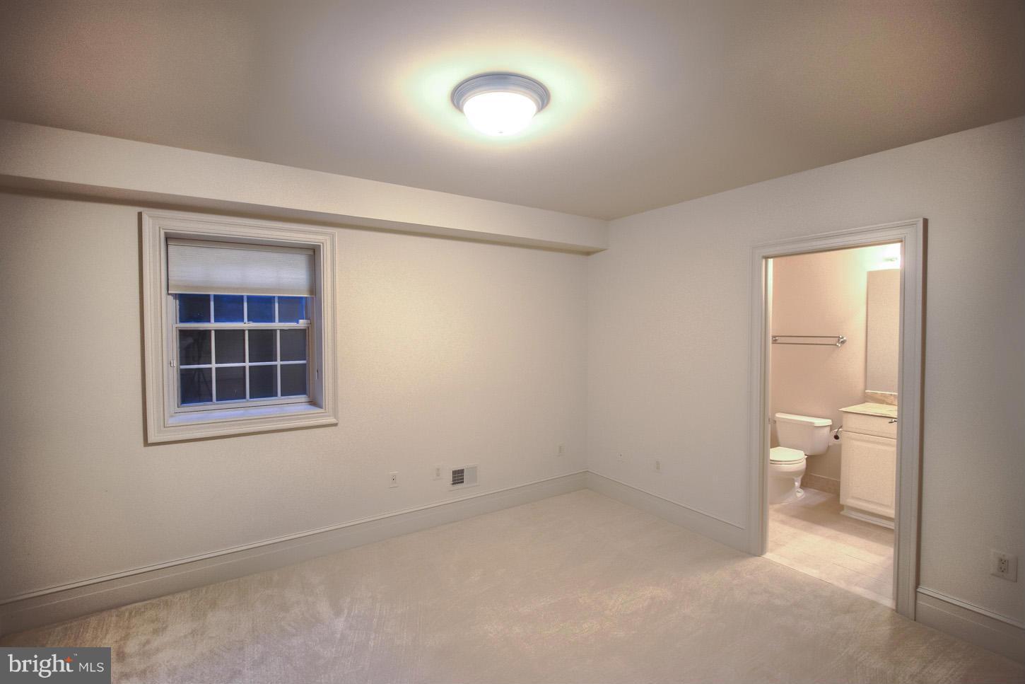 SUMMERWOOD - Residential