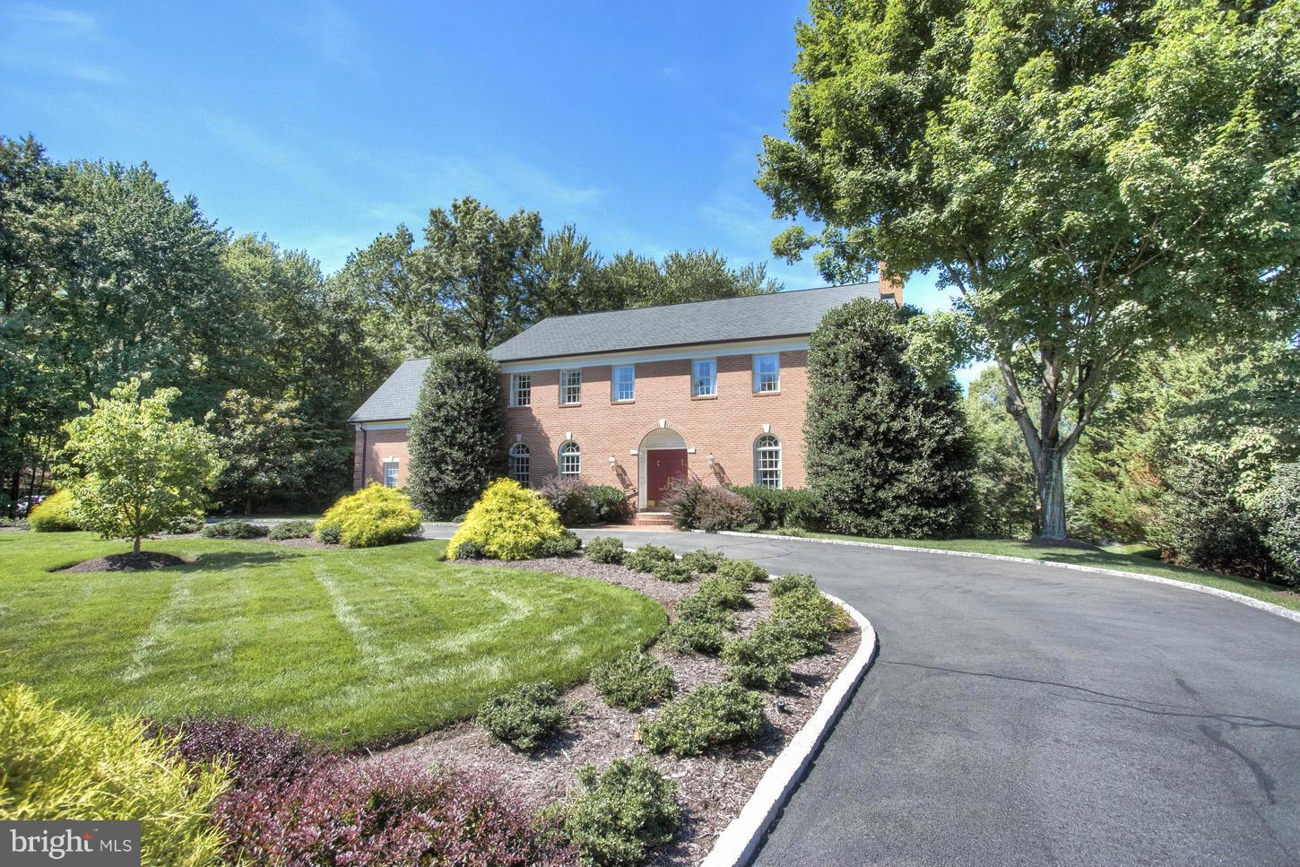 SUMMERWOOD - Residential