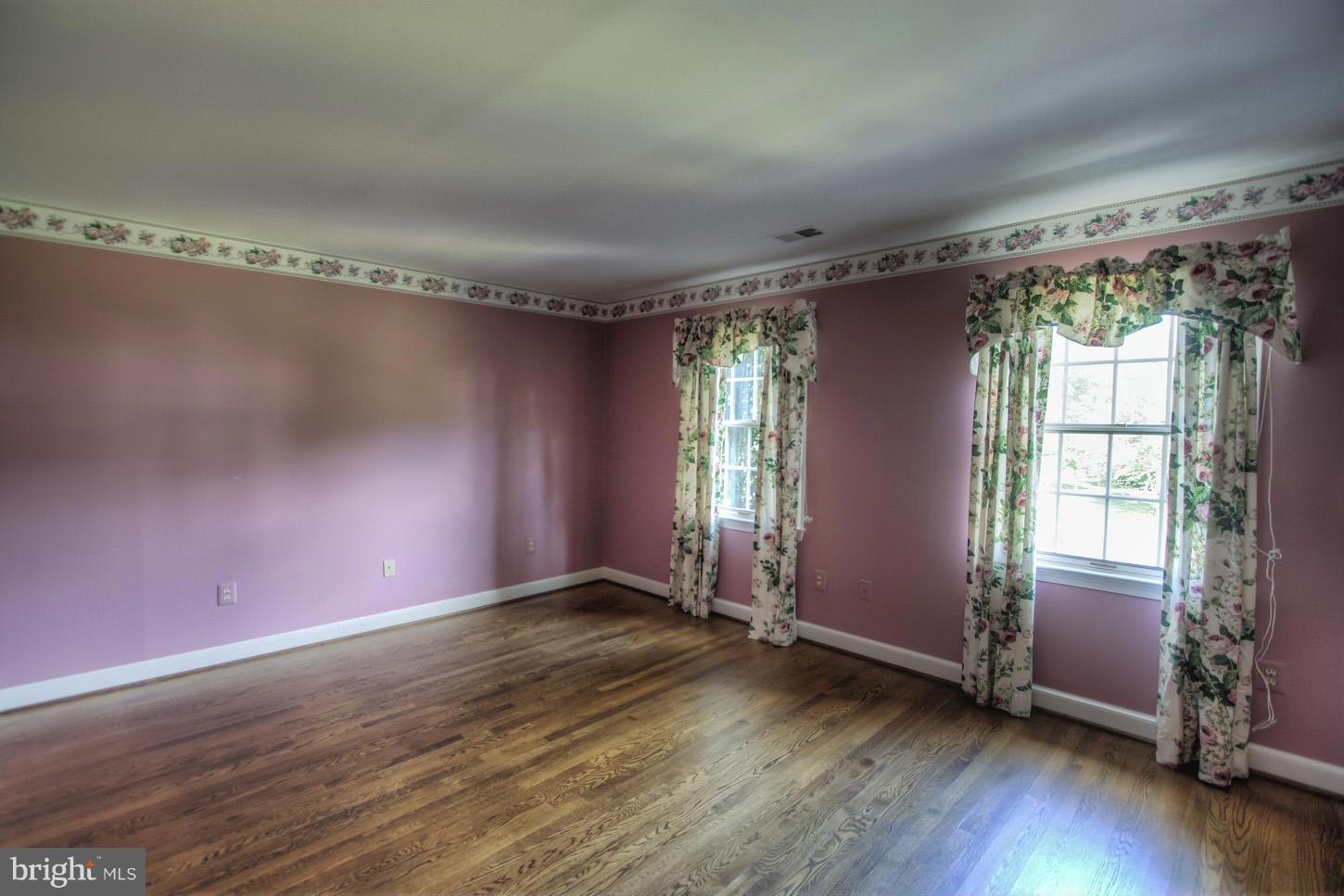 SUMMERWOOD - Residential