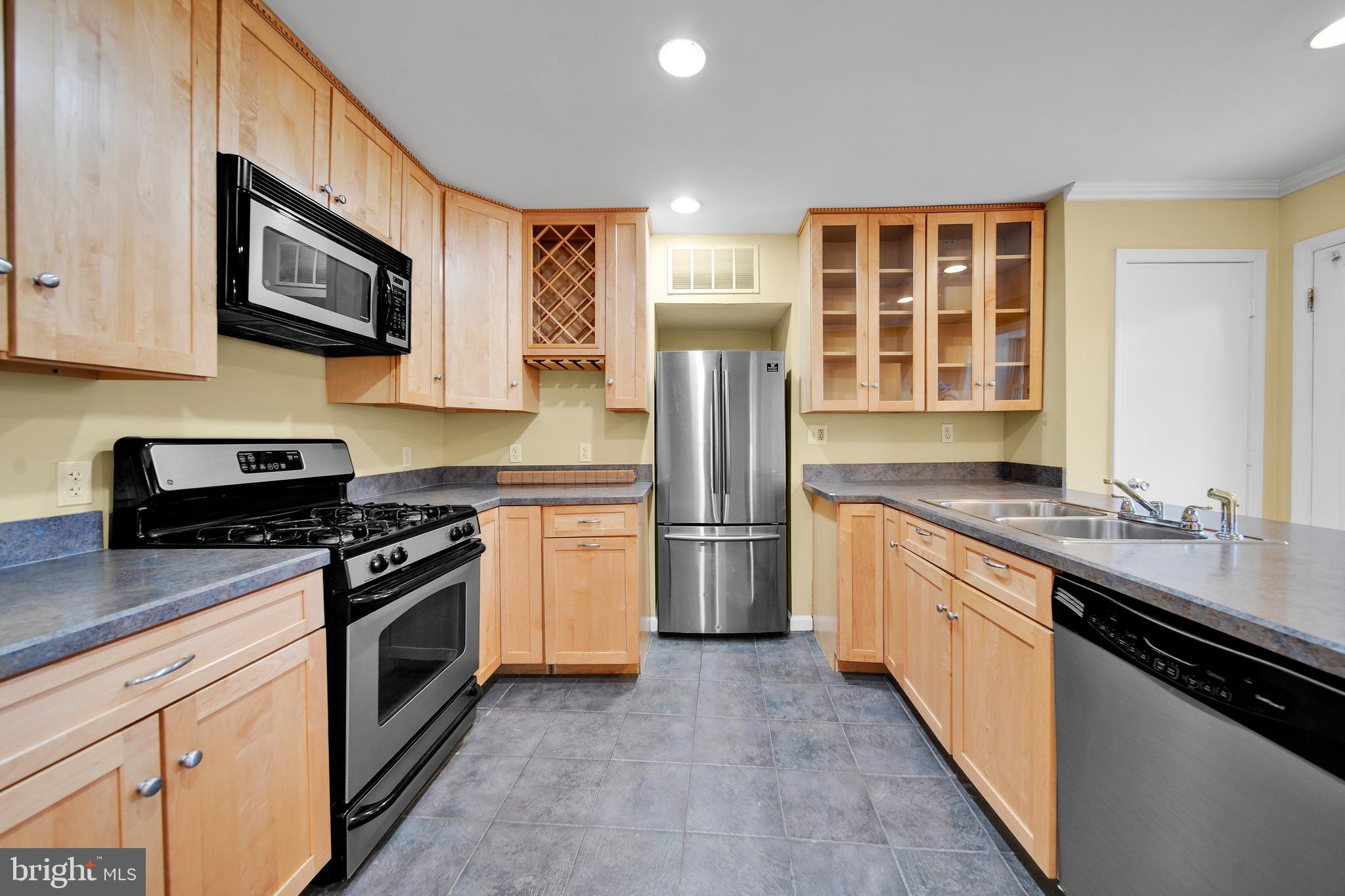 1337 KEARNY STREET NE