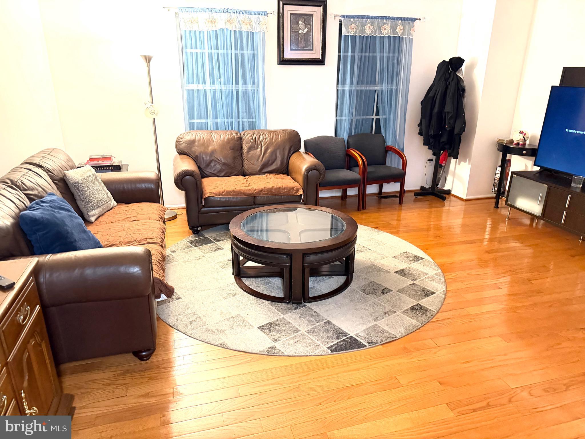 MARBLE HILL - Residential