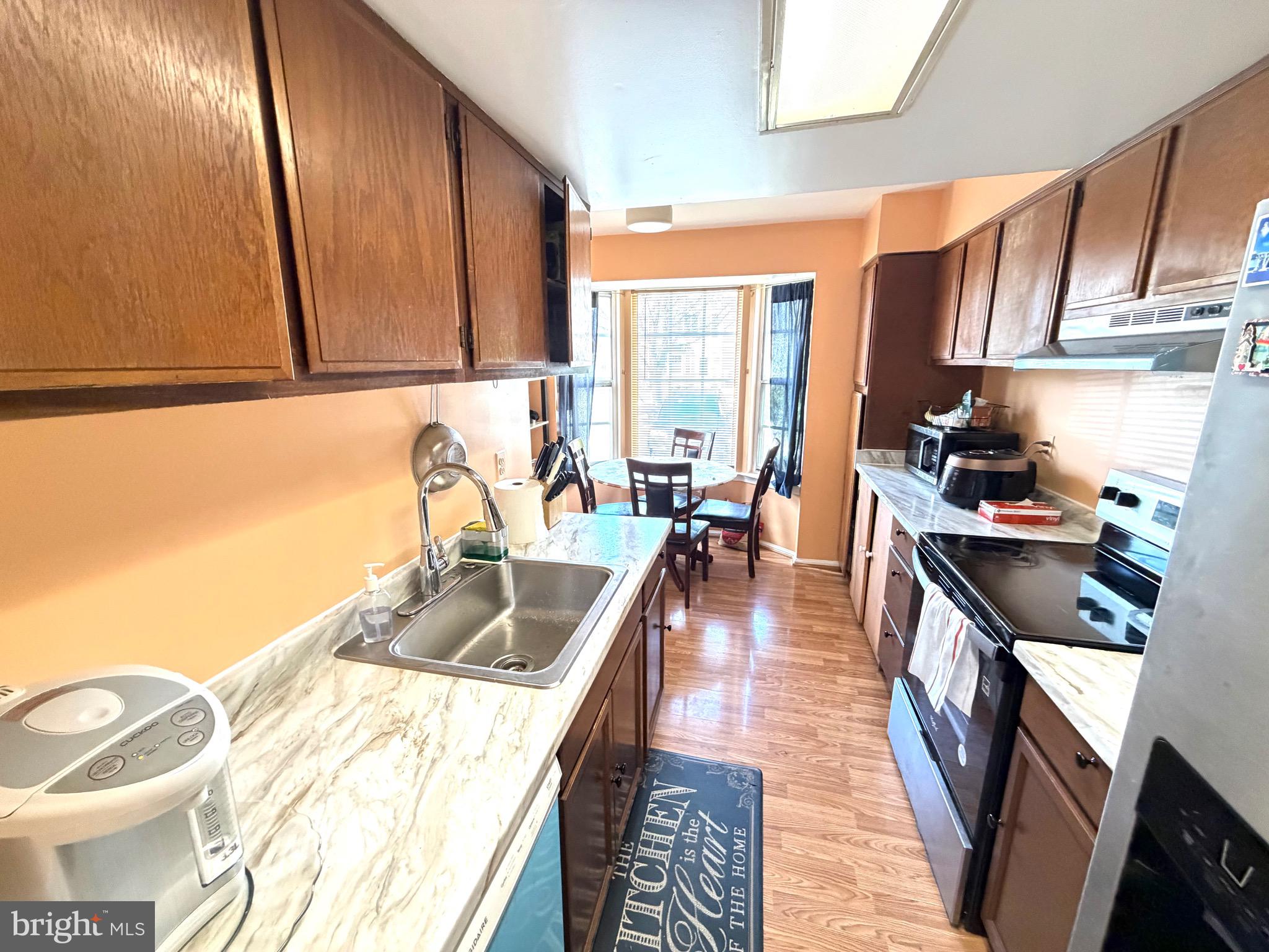 MARBLE HILL - Residential