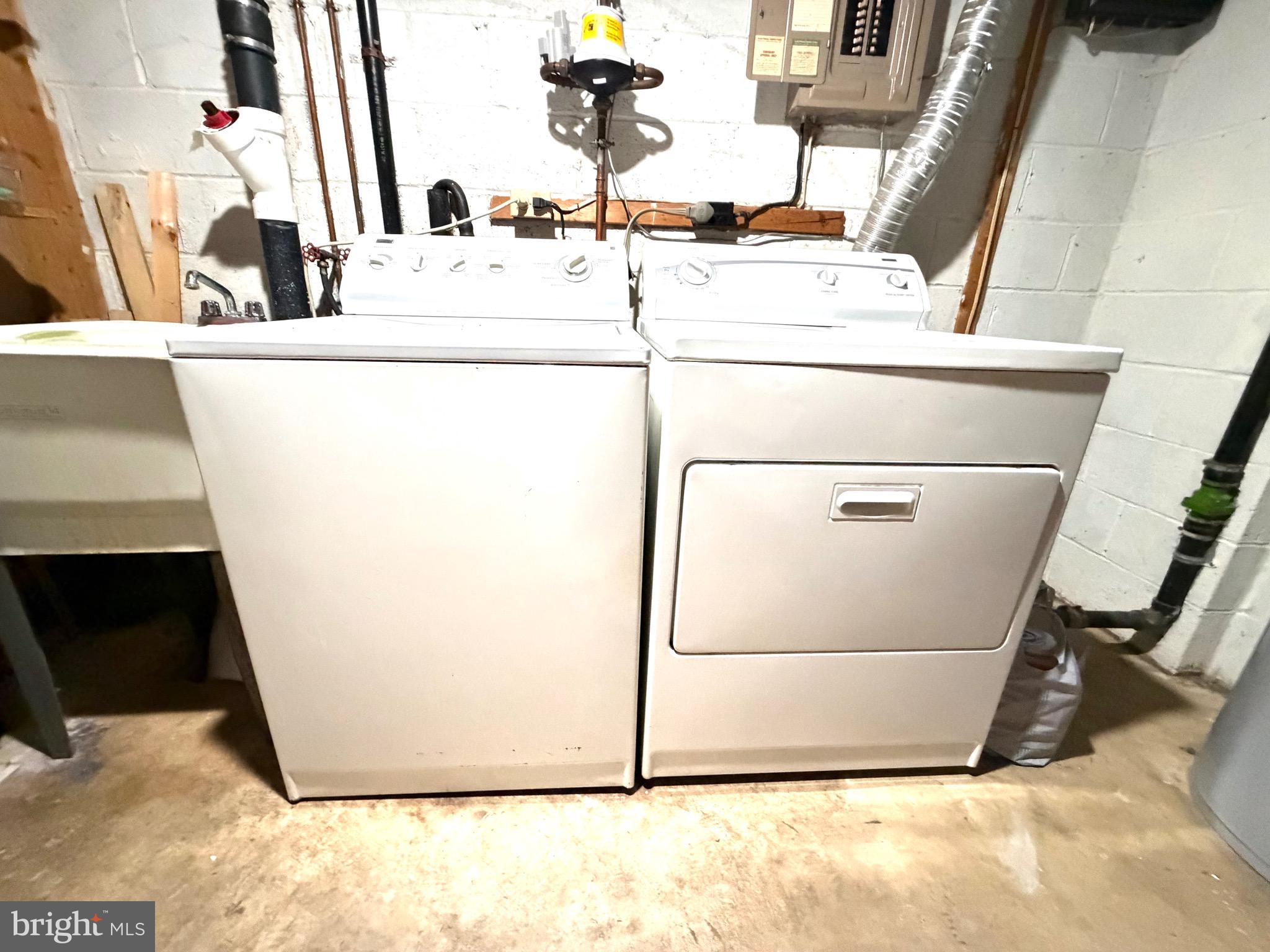 MARBLE HILL - Residential