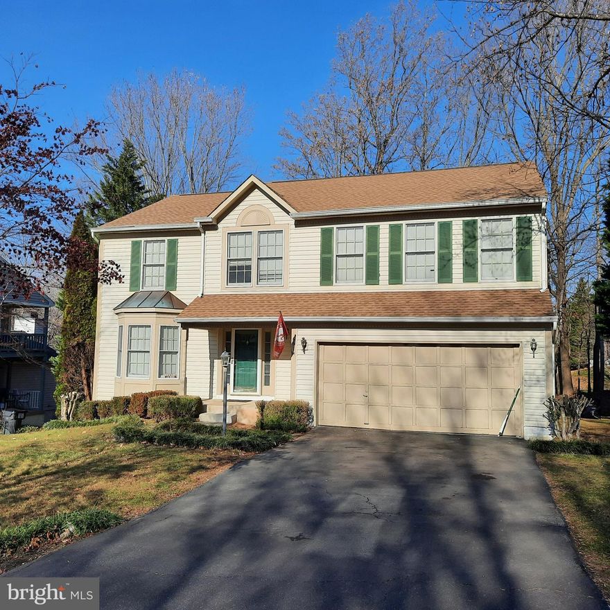 Beautifully maintained colonial in Super Location! Close to I95, Shopping. Hardwood Floors in main level, Granite Counter Tops, breakfast room, bay window, skylight, fireplace in family room, screened porch, custom built 2 level deck and sprinkler system. Huge master bedroom, luxury M Bath w/jacuzzi and upper level laundry room. Available 1 February 2022