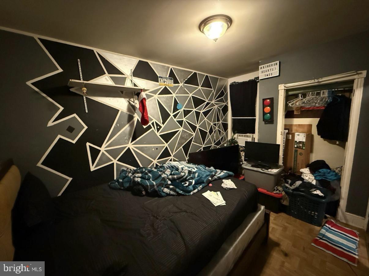 PORT RICHMOND - Residential