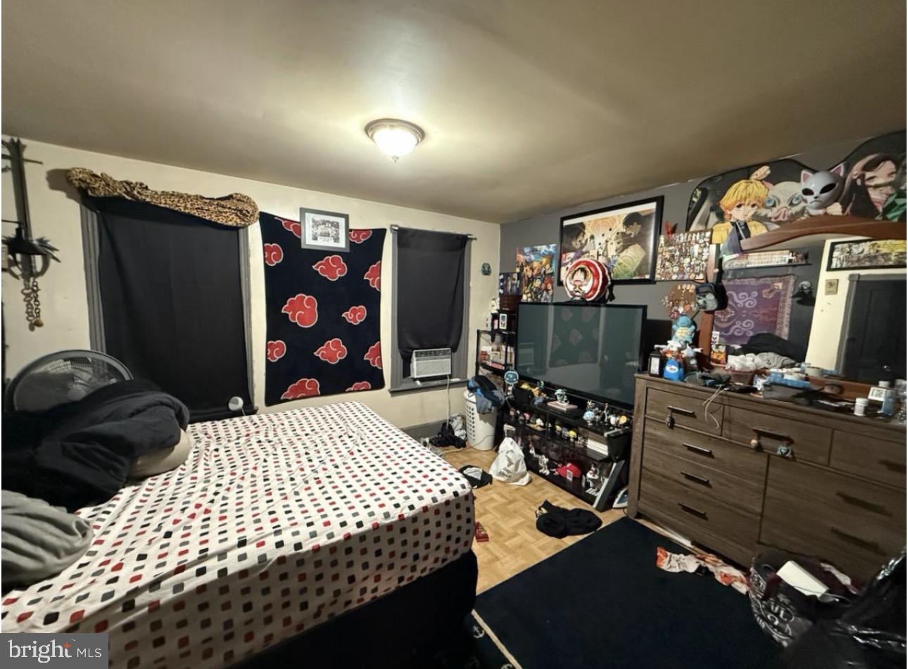 PORT RICHMOND - Residential