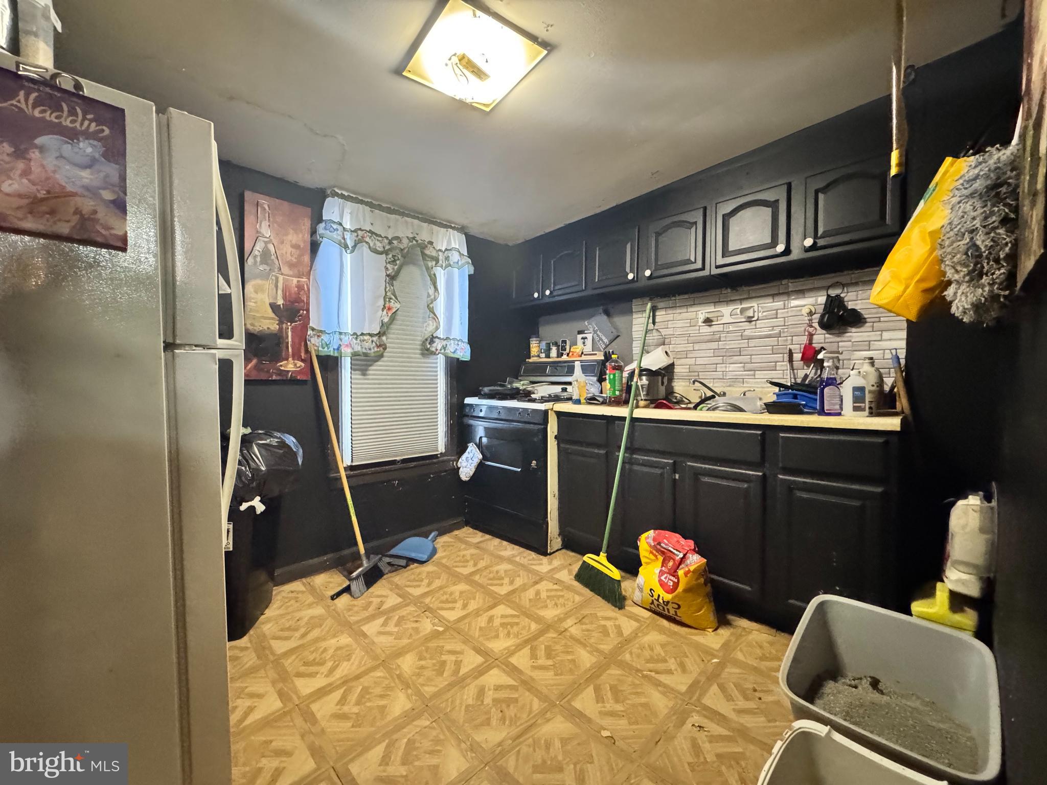 PORT RICHMOND - Residential