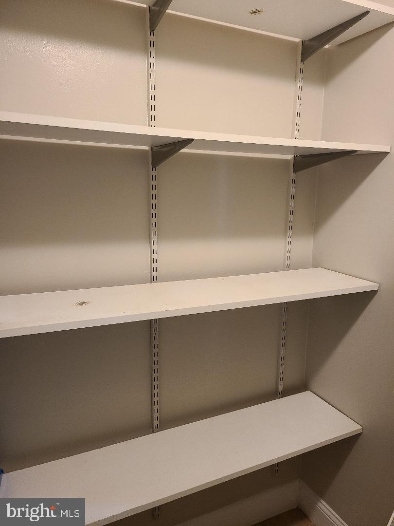 WOOD HOLLOW - Residential Lease