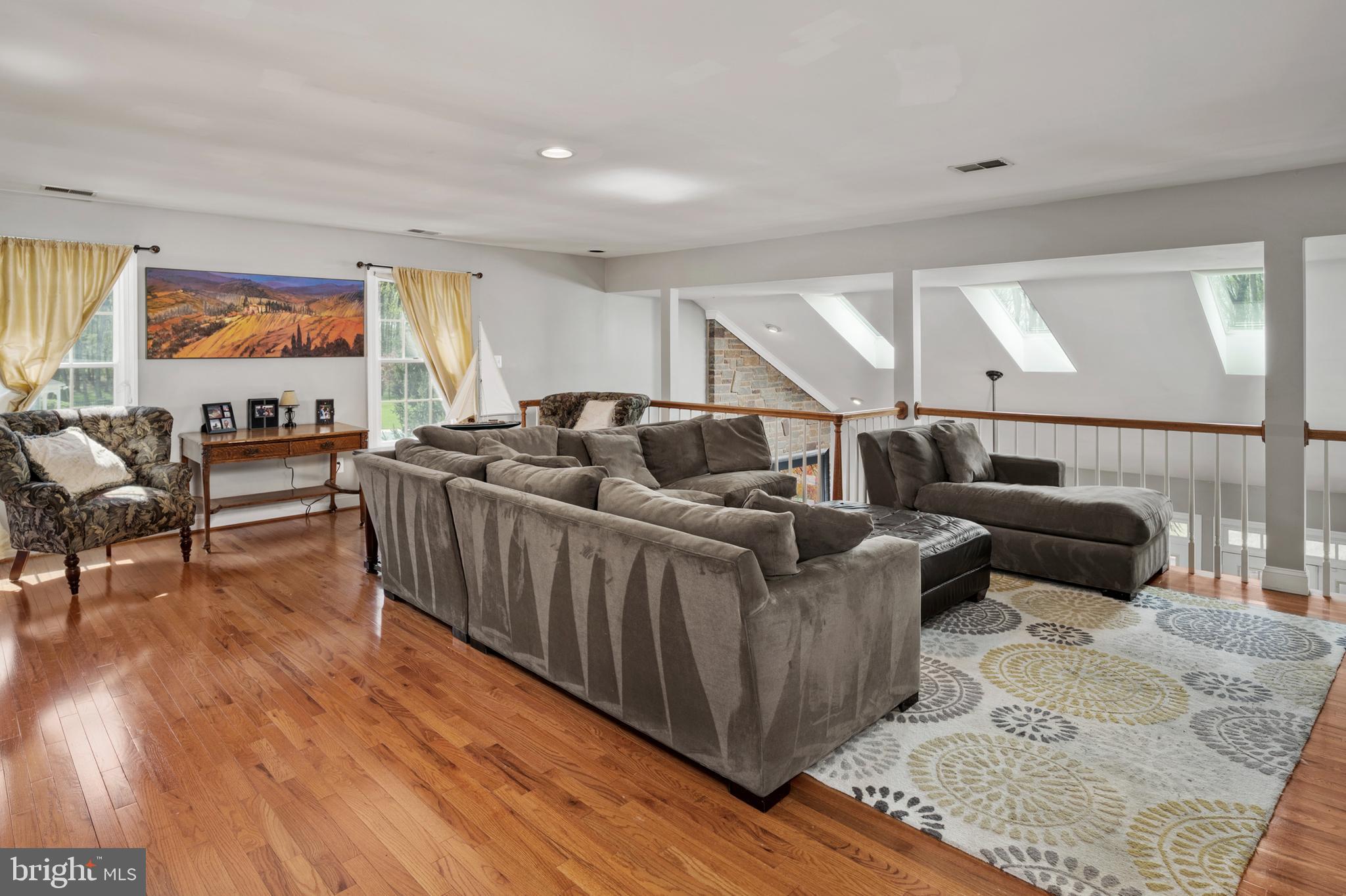 WEST FRIENDSHIP - Residential