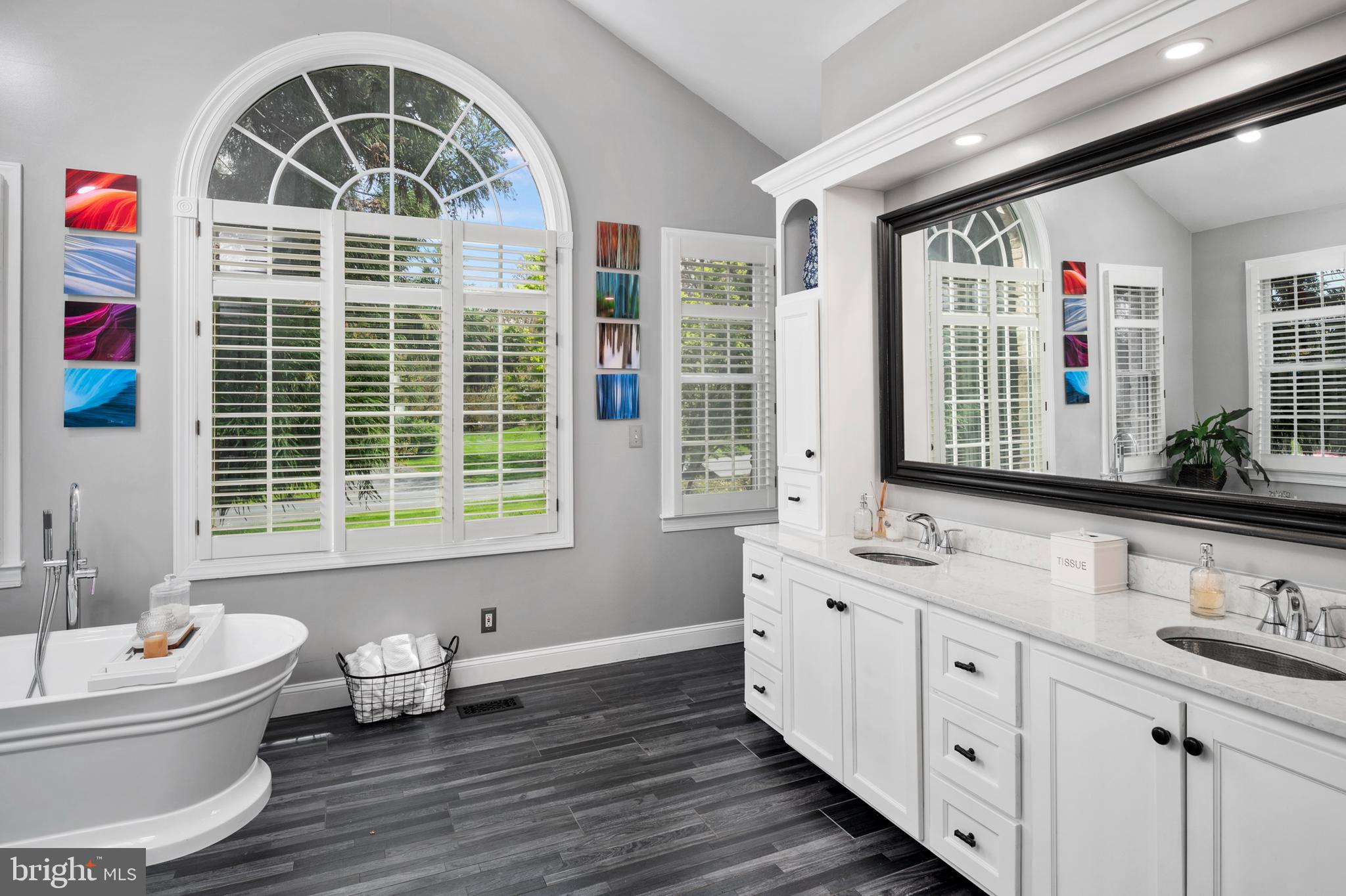 WEST FRIENDSHIP - Residential