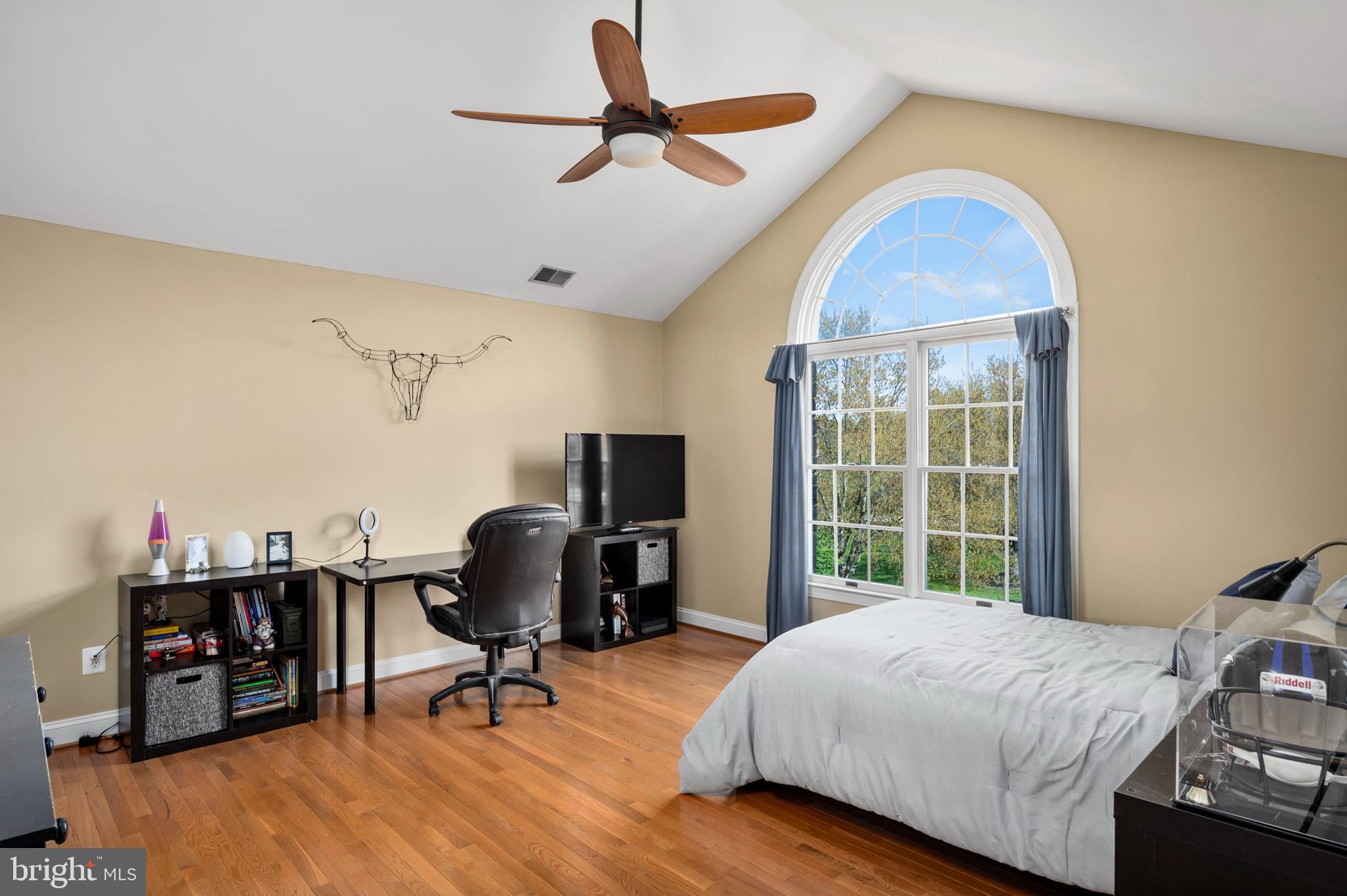 WEST FRIENDSHIP - Residential