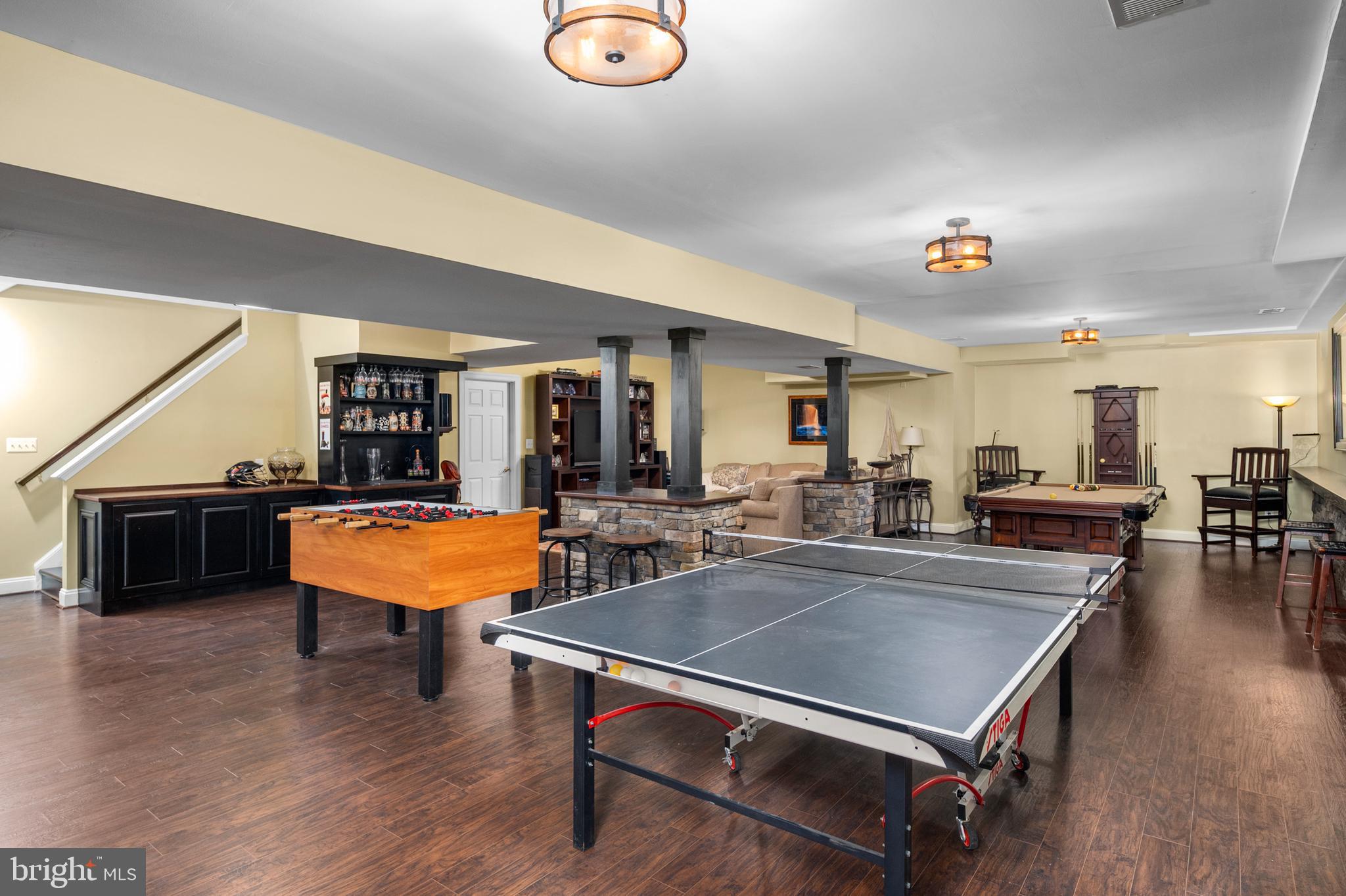 WEST FRIENDSHIP - Residential