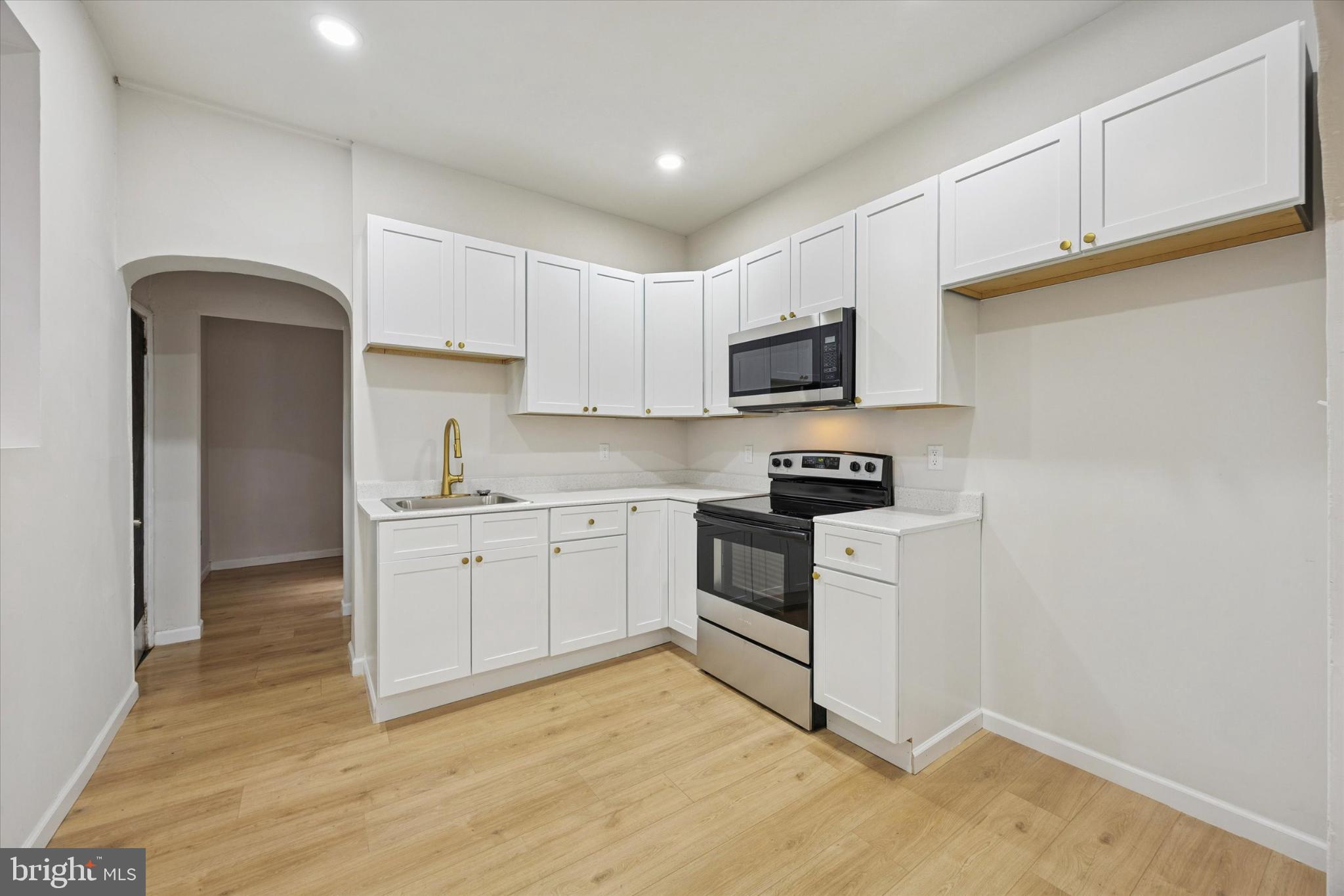 2130 S SIMPSON STREET