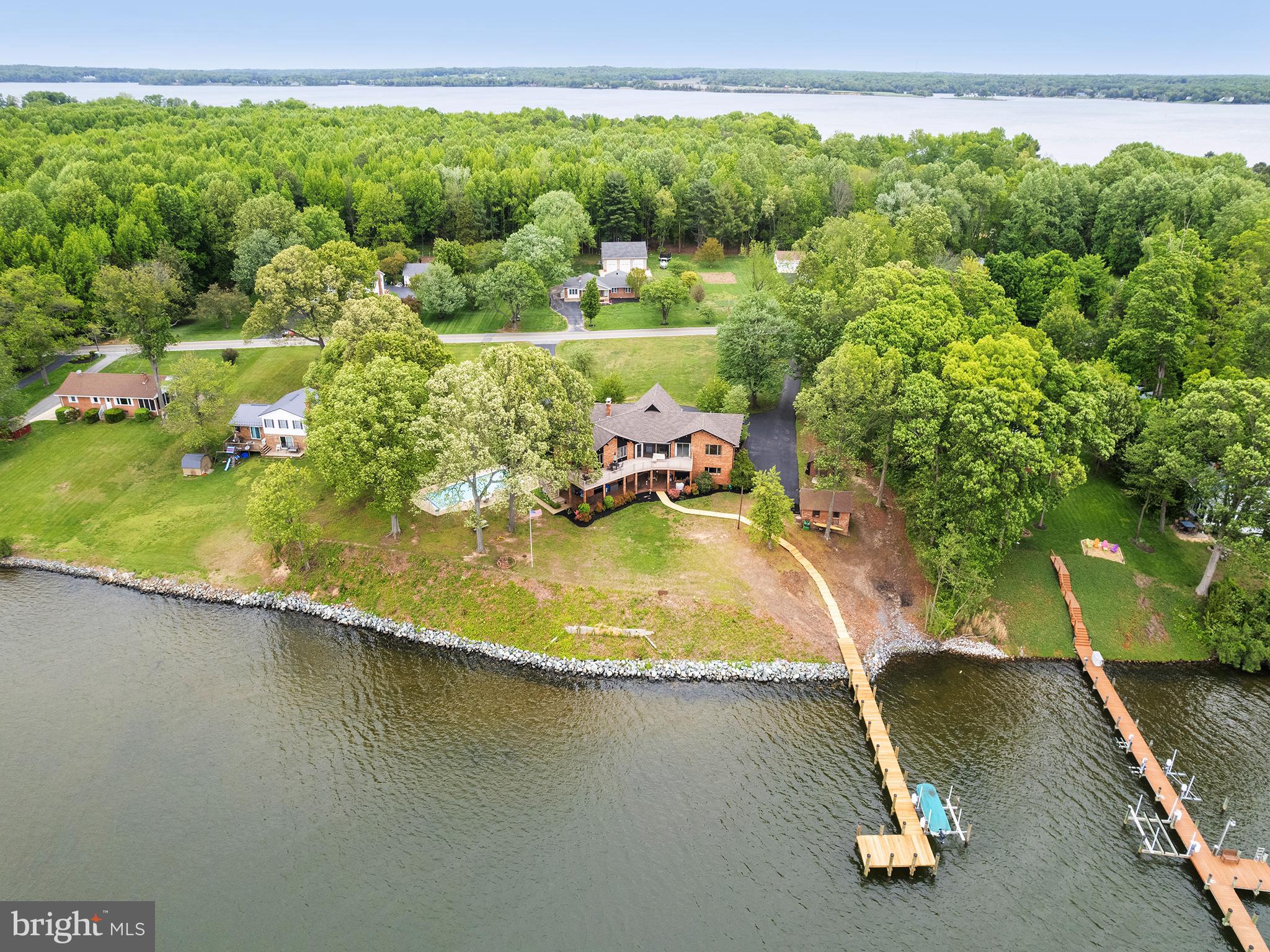 HALF PONE POINT - Residential