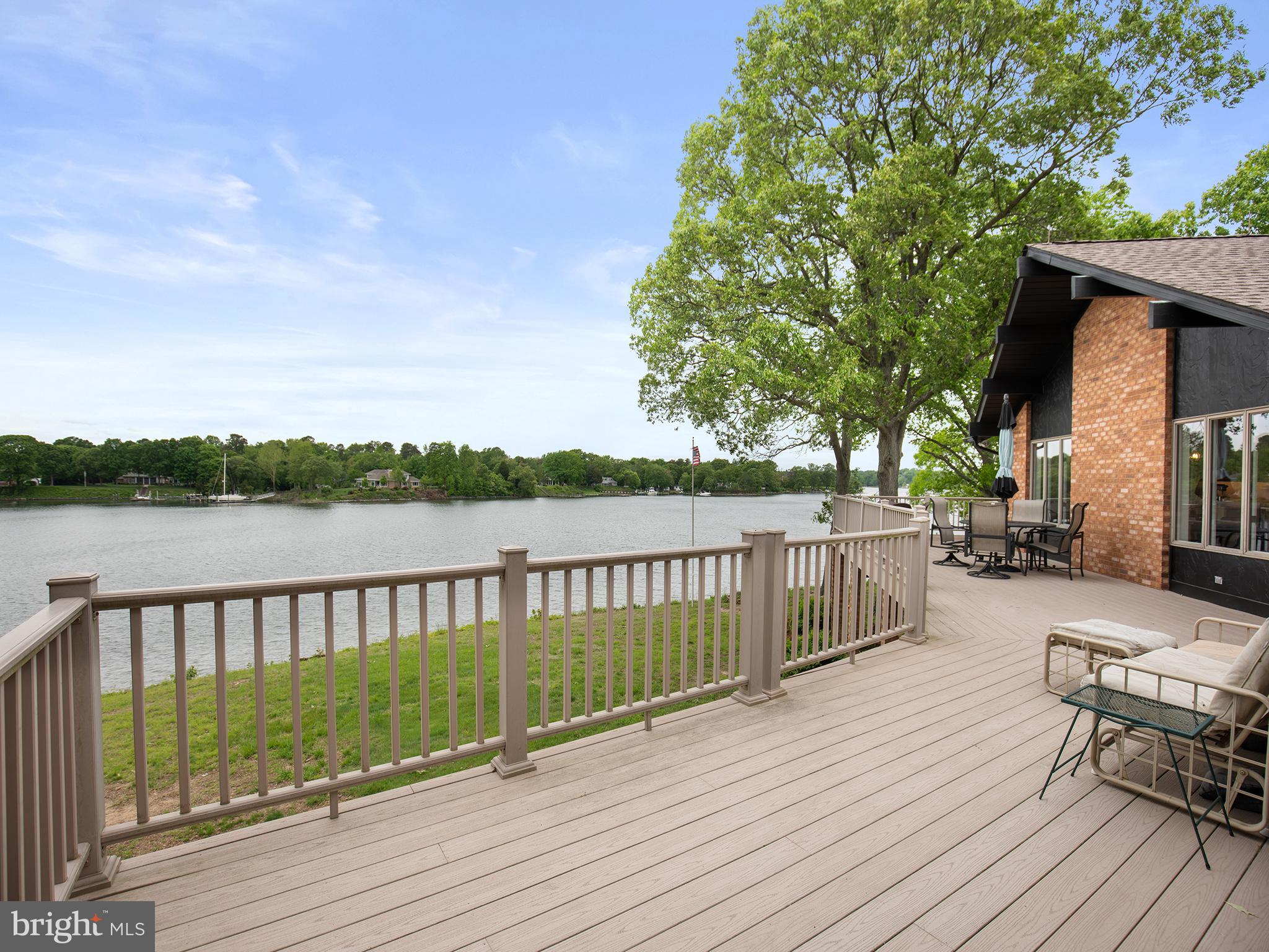 HALF PONE POINT - Residential