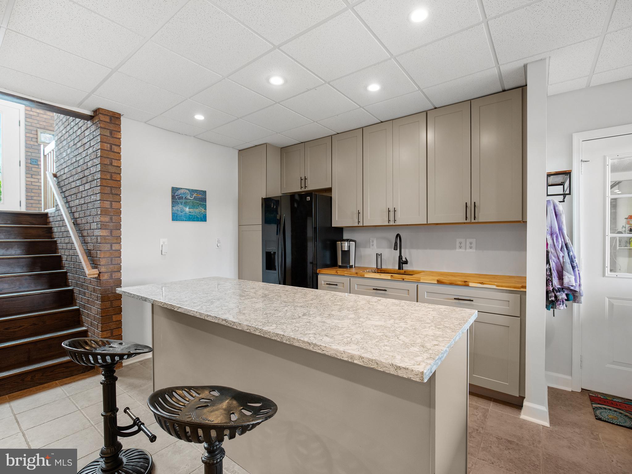 HALF PONE POINT - Residential