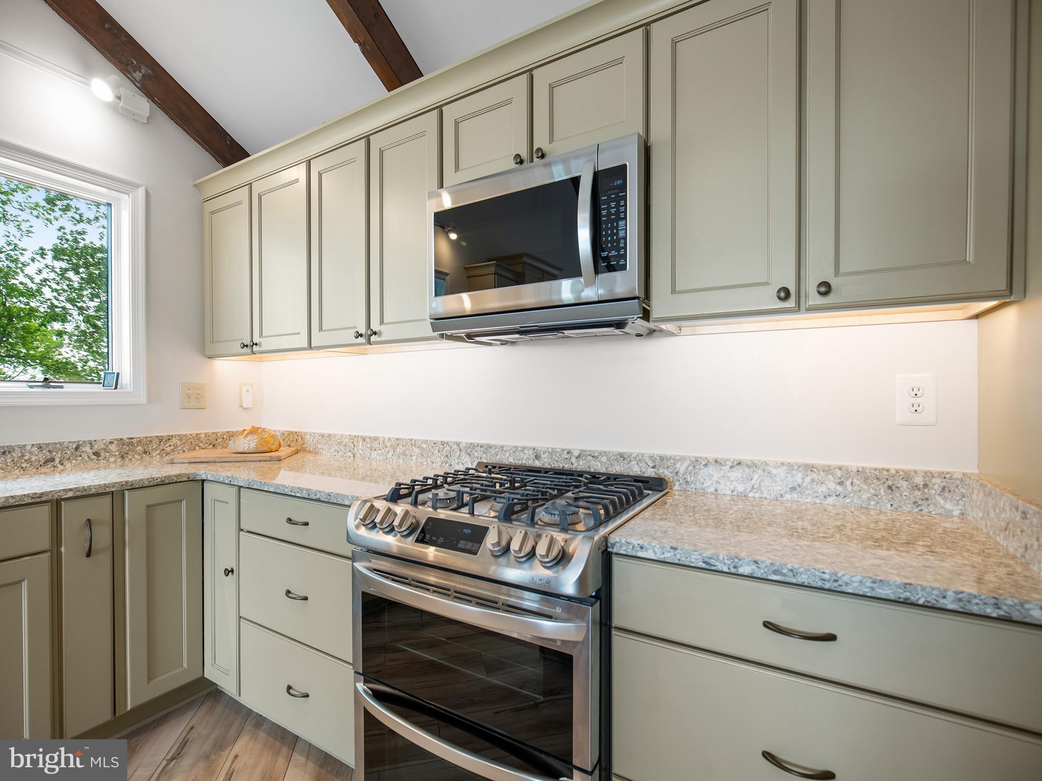 HALF PONE POINT - Residential