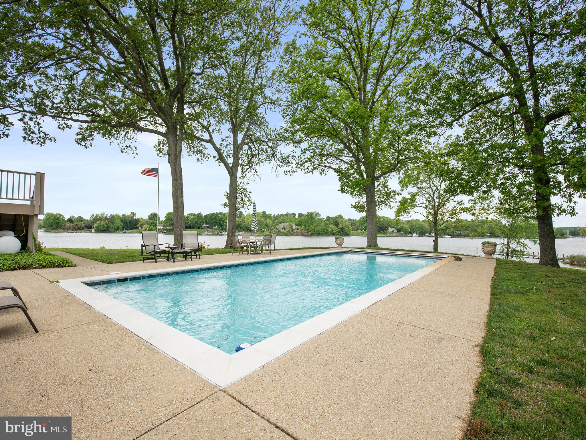 HALF PONE POINT - Residential