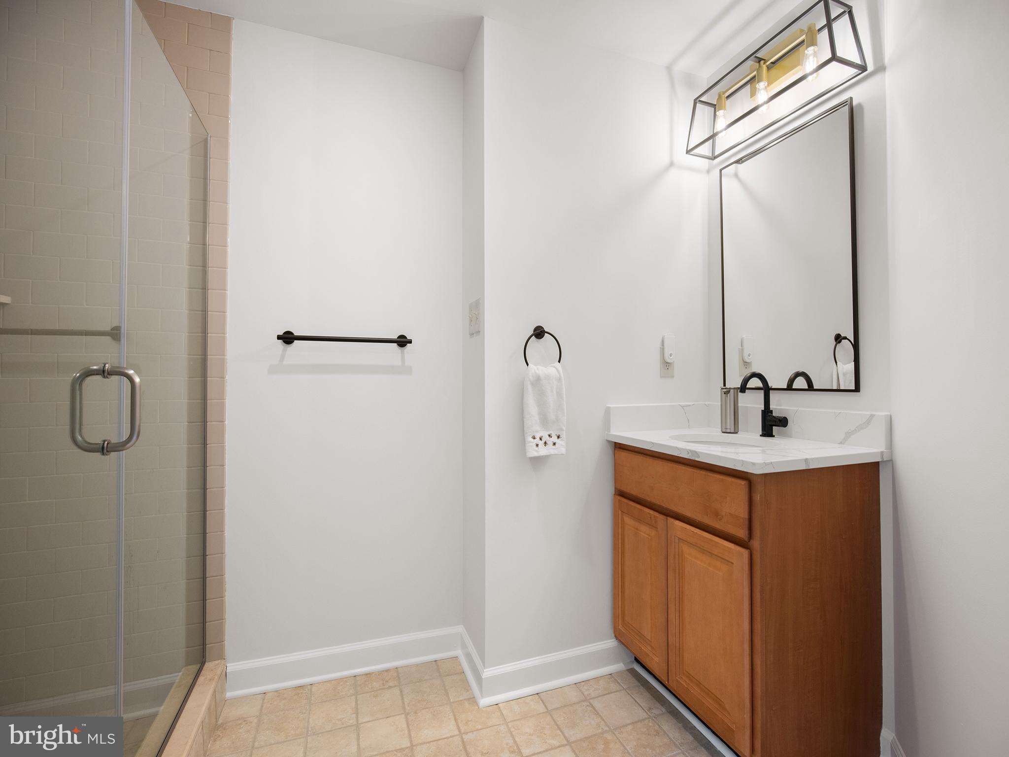 HALF PONE POINT - Residential