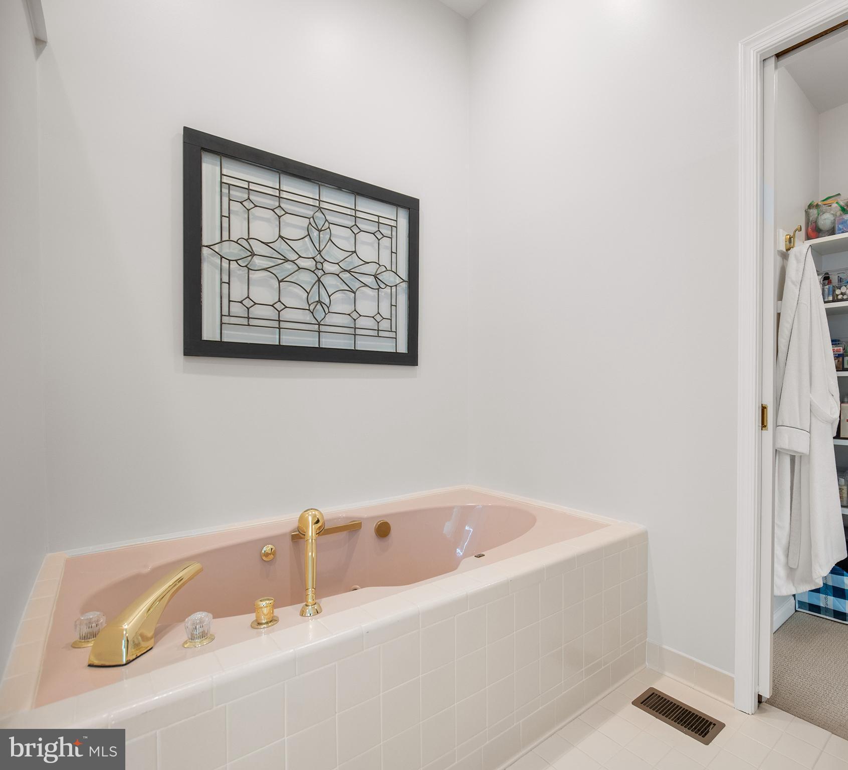 HALF PONE POINT - Residential