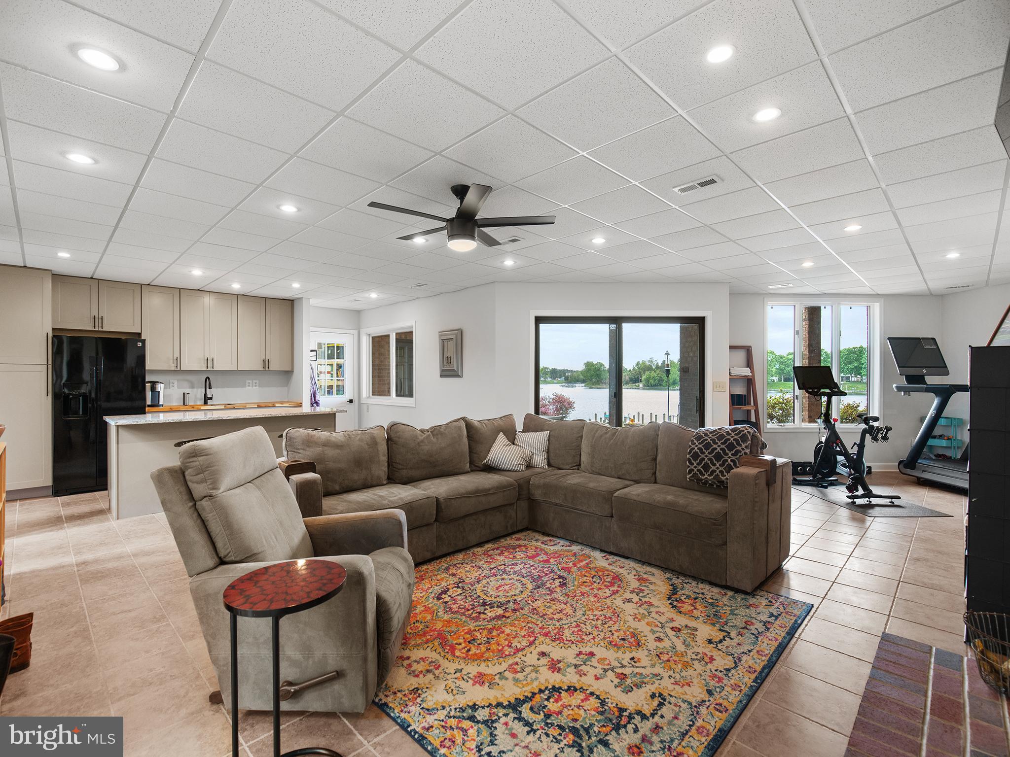 HALF PONE POINT - Residential