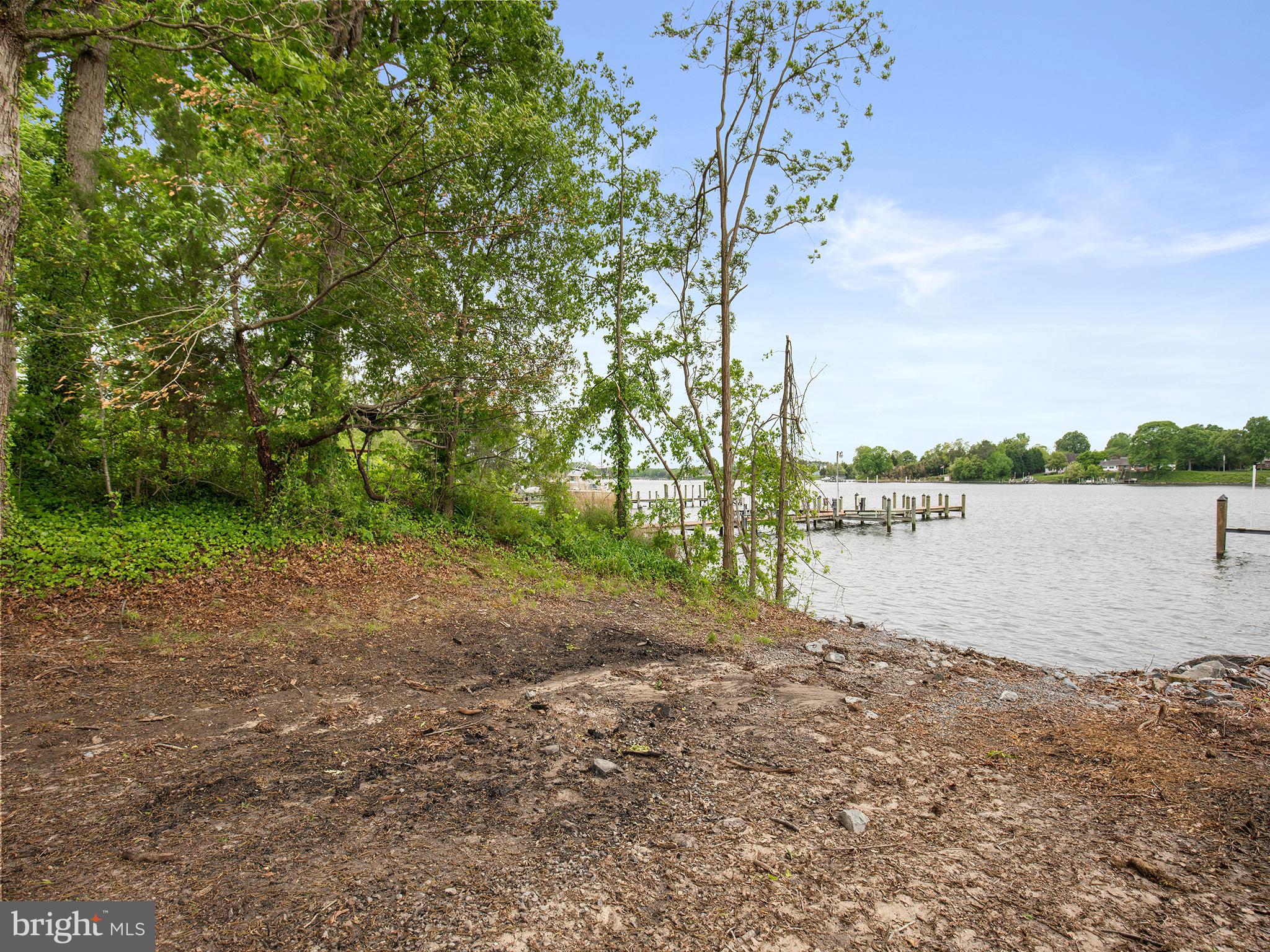 HALF PONE POINT - Residential