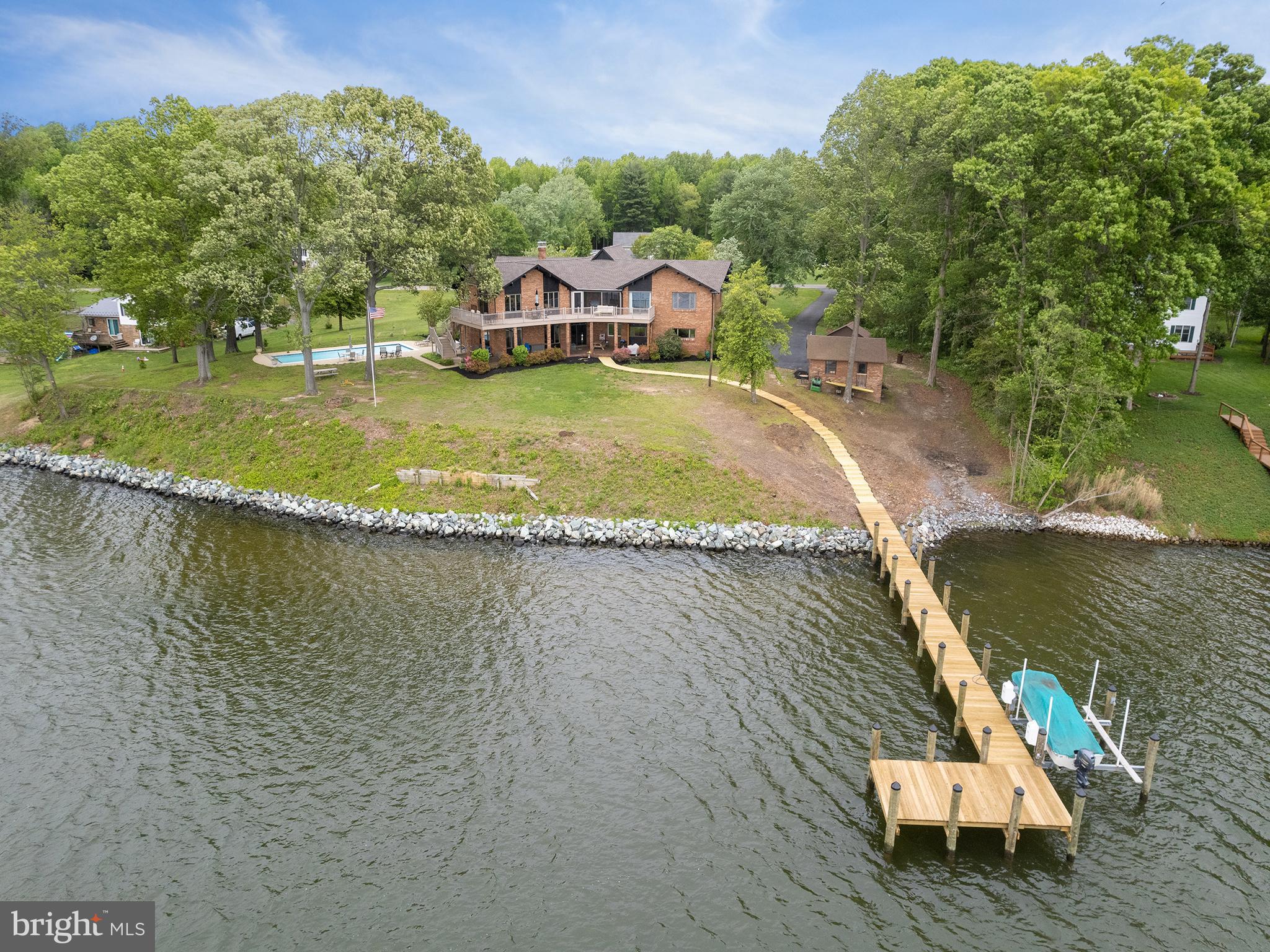 HALF PONE POINT - Residential