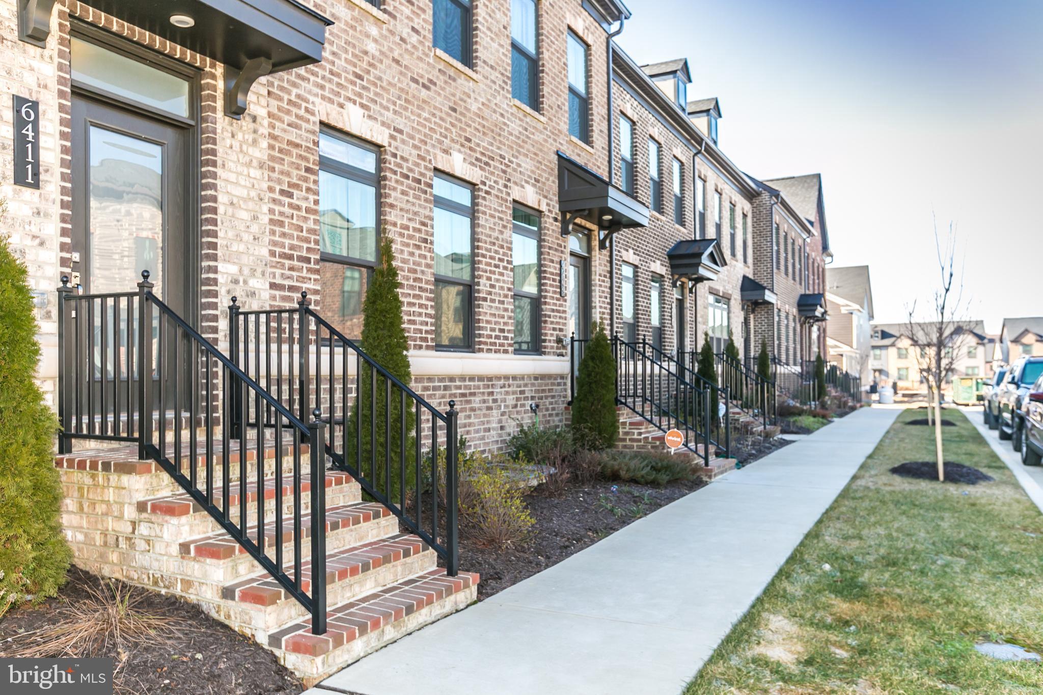 GREENLEIGH AT CROSSROADS - Residential