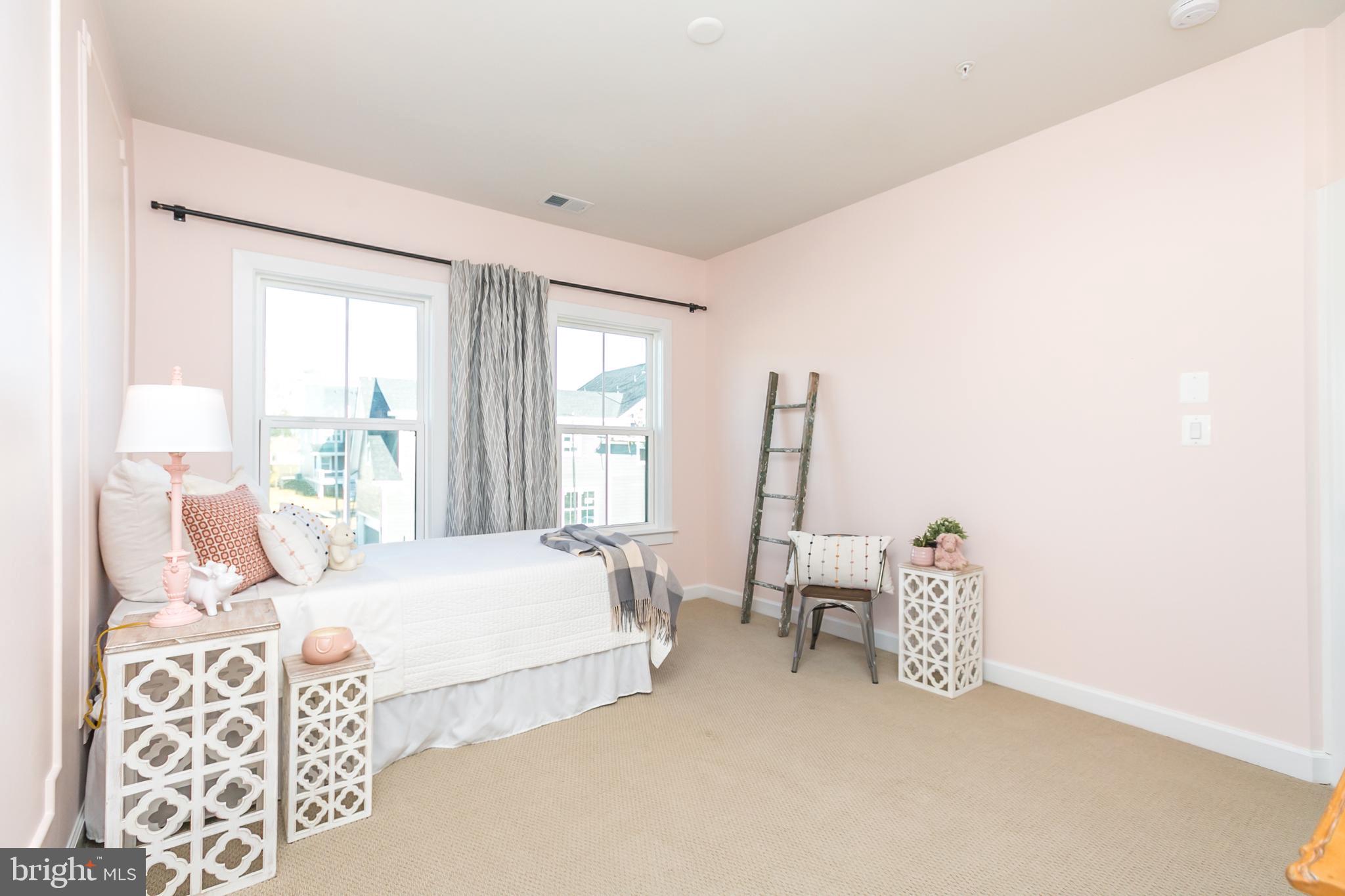 GREENLEIGH AT CROSSROADS - Residential