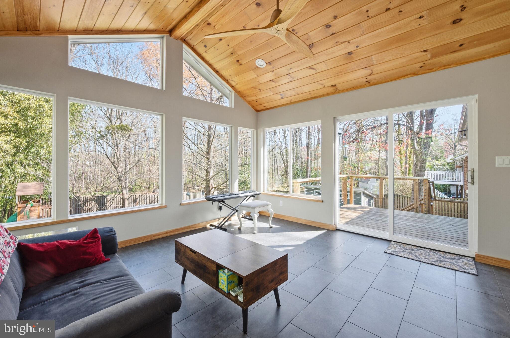 STRATFORD LANDING - Residential