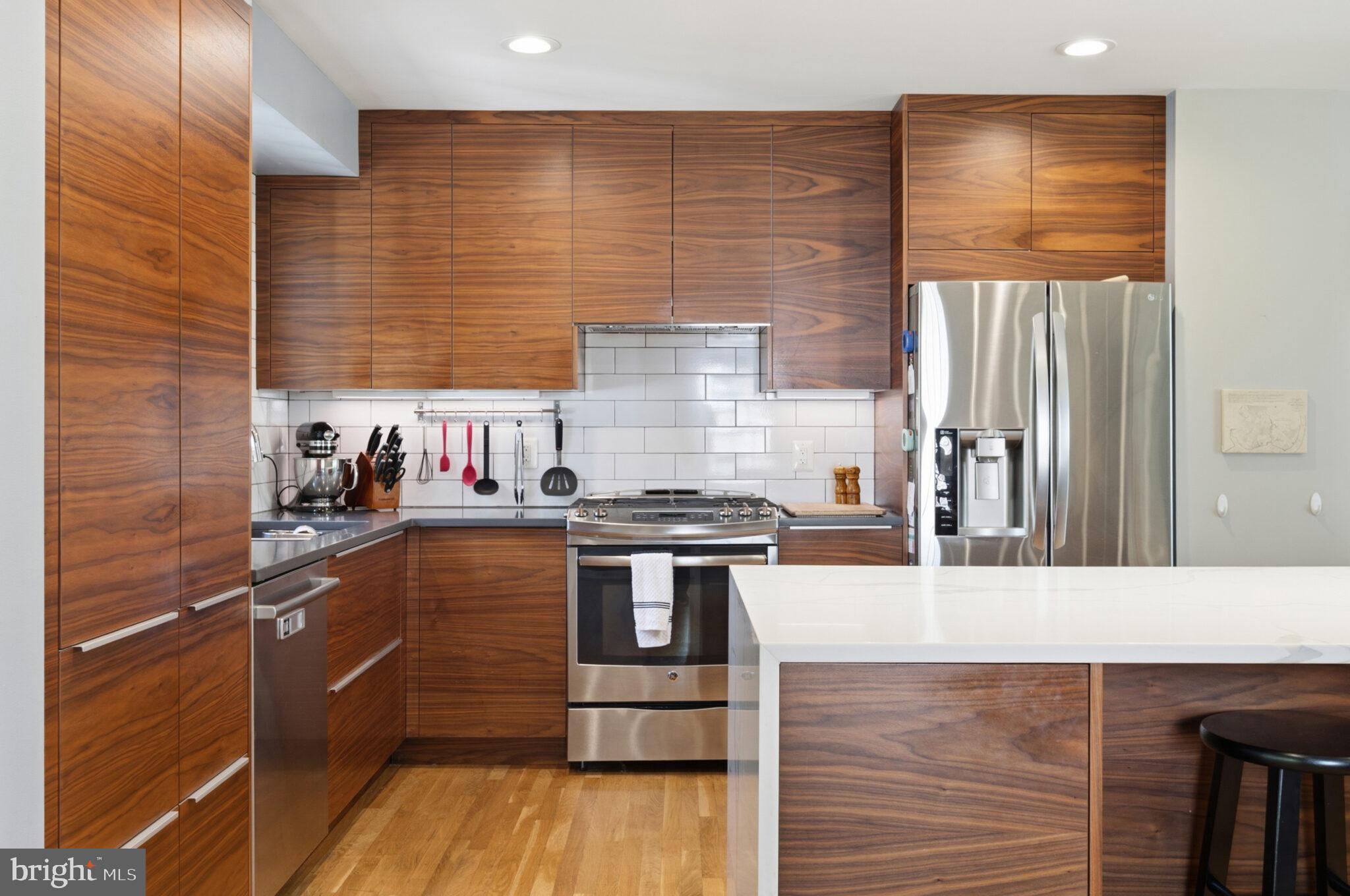 STRATFORD LANDING - Residential