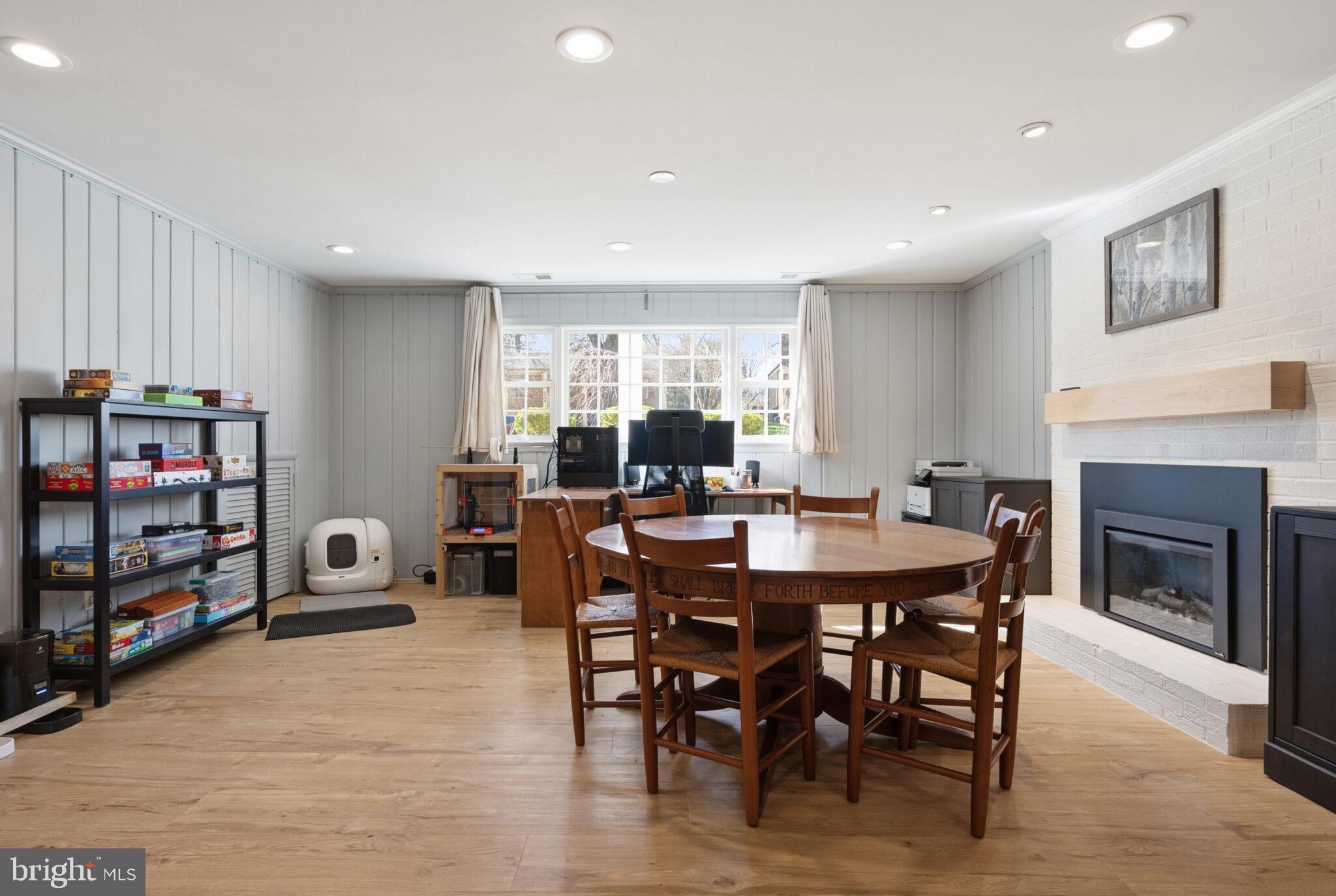 STRATFORD LANDING - Residential