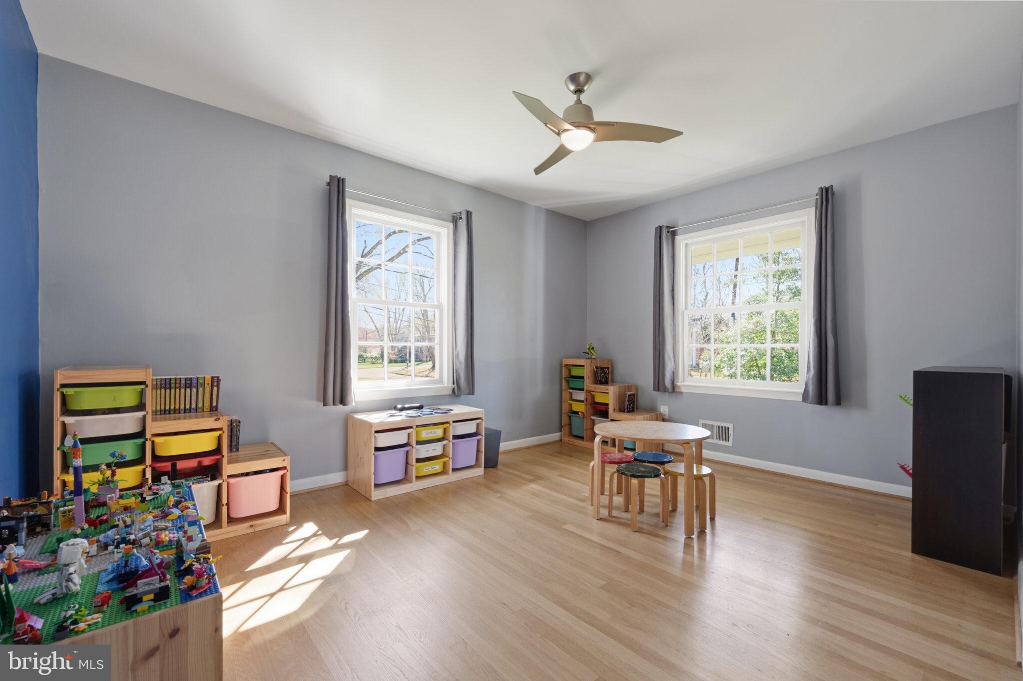 STRATFORD LANDING - Residential