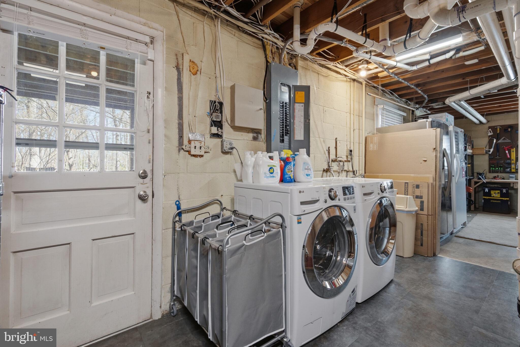 STRATFORD LANDING - Residential