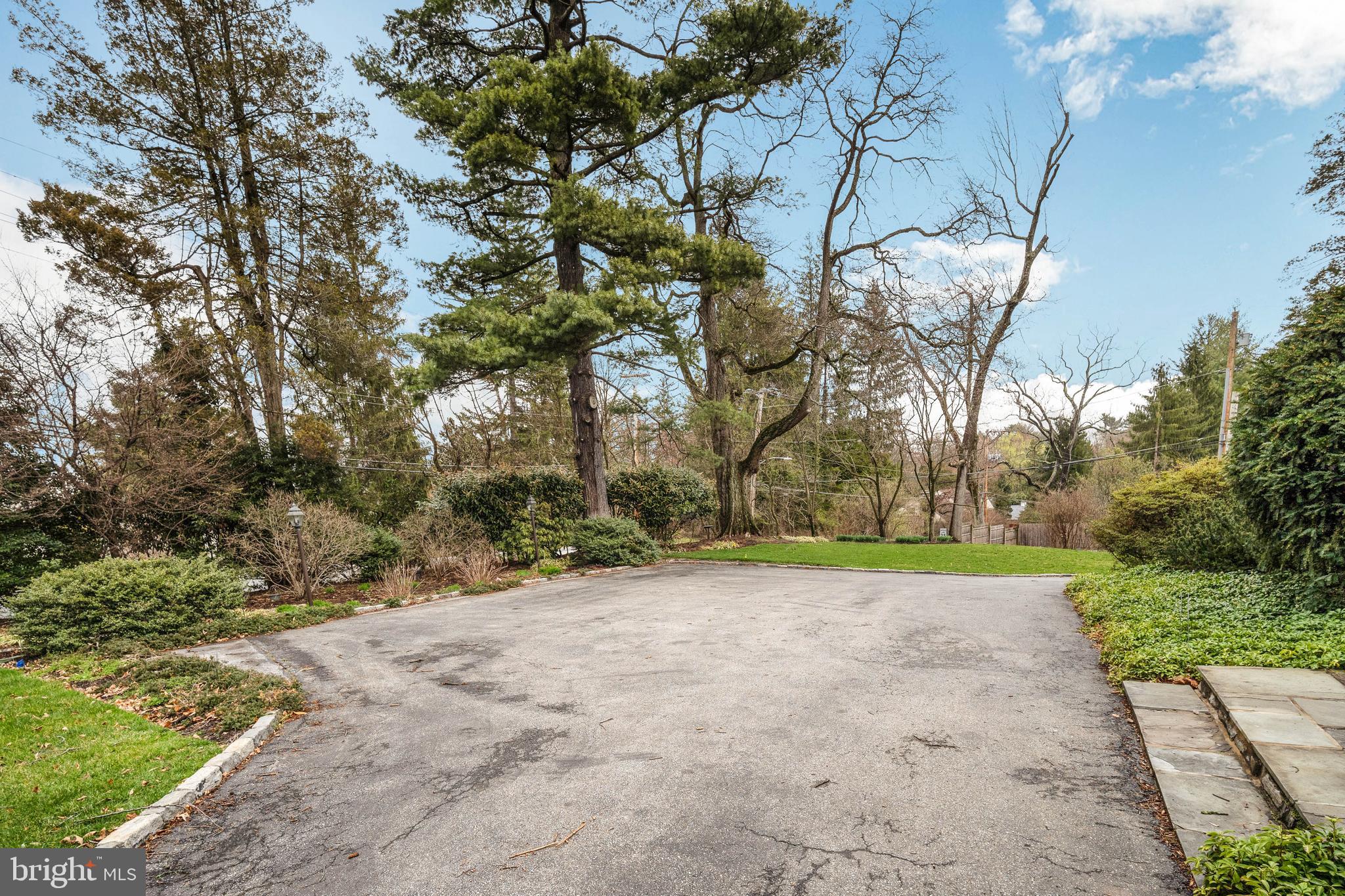 BRYN MAWR - Residential