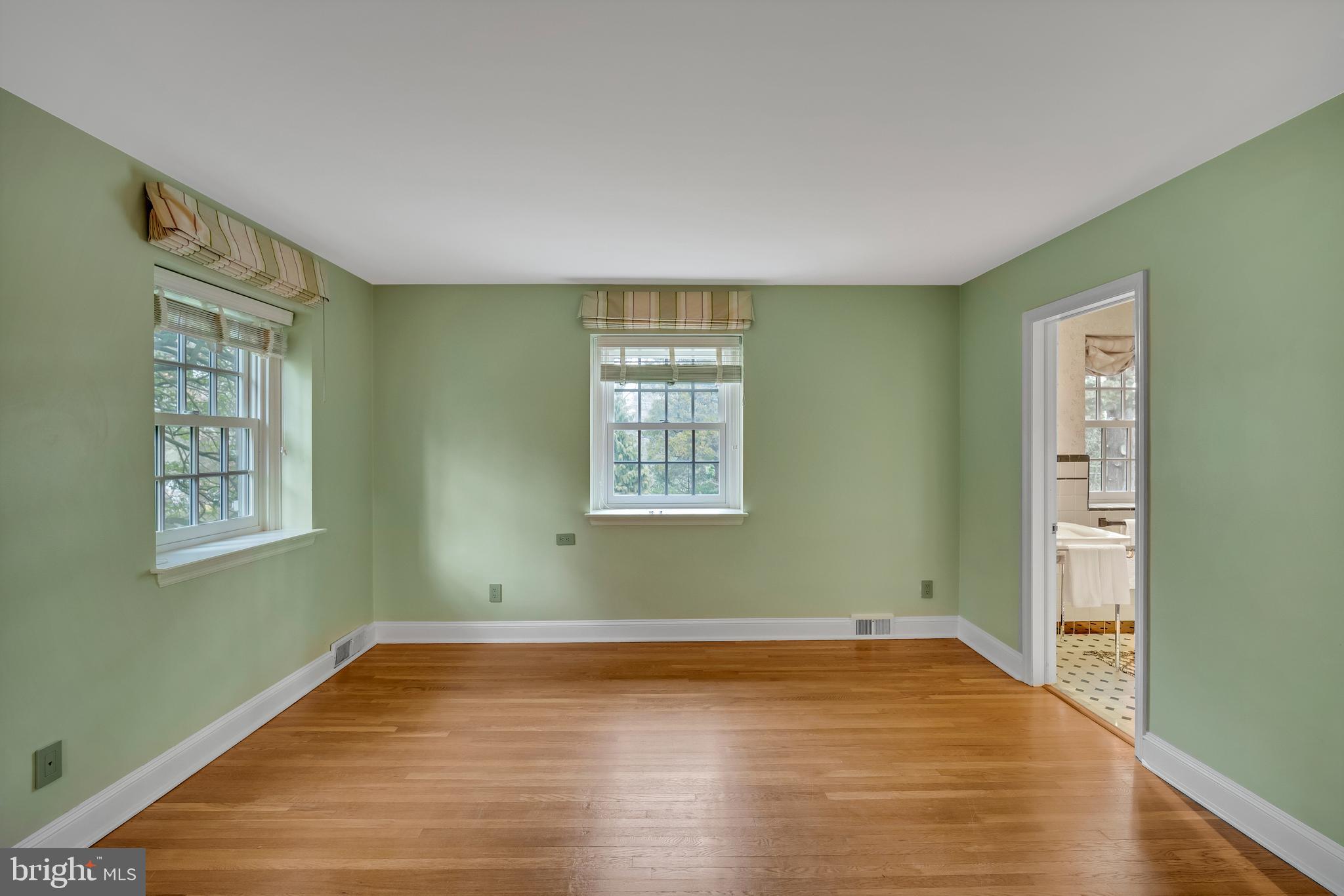 BRYN MAWR - Residential