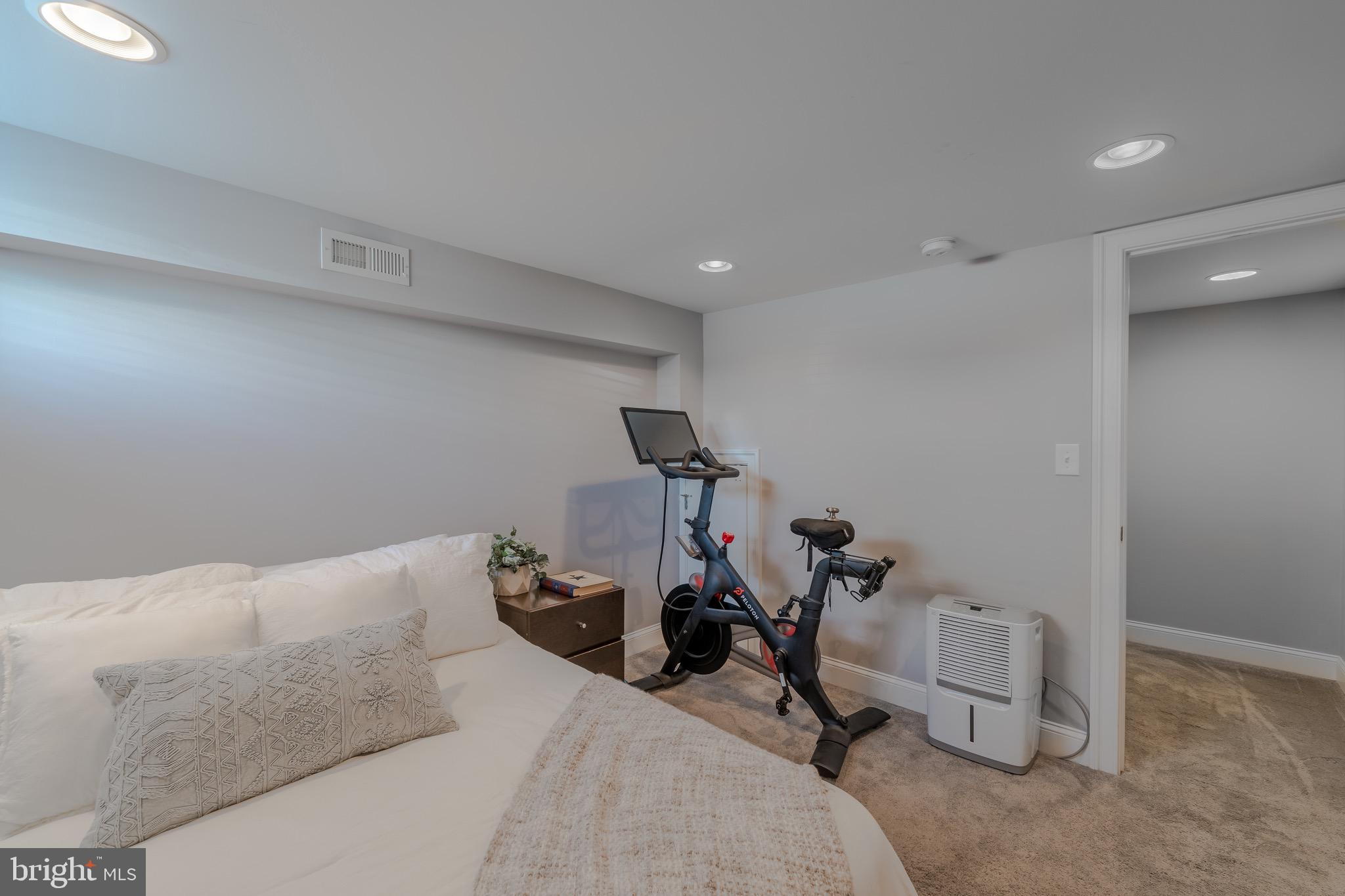 CANTON - Residential Lease