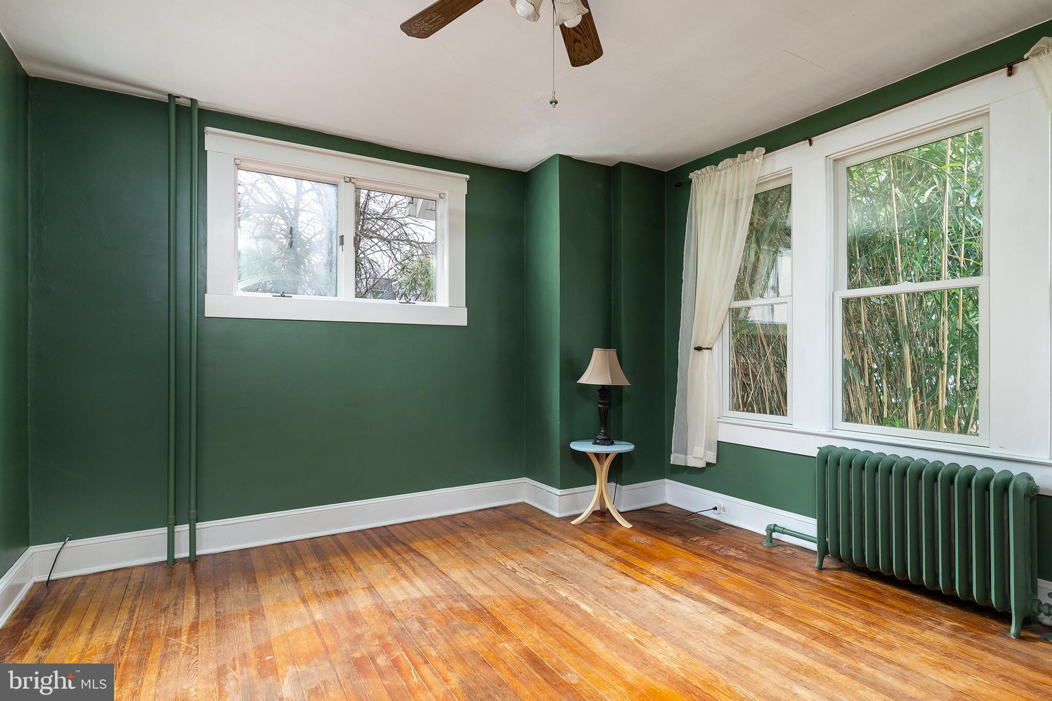 LAURAVILLE HISTORIC DISTRICT - Residential