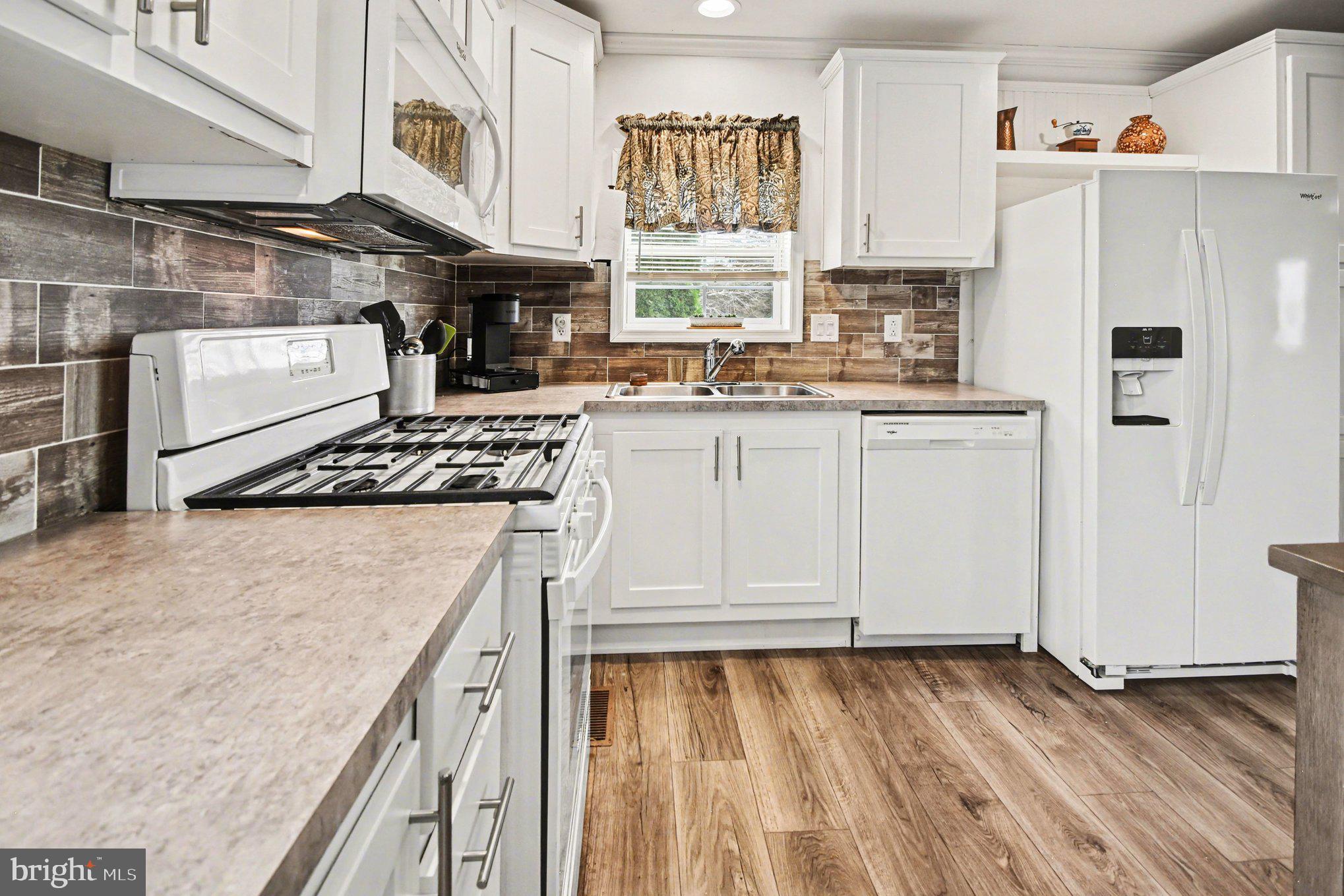 GREEN HILL MHP - Residential