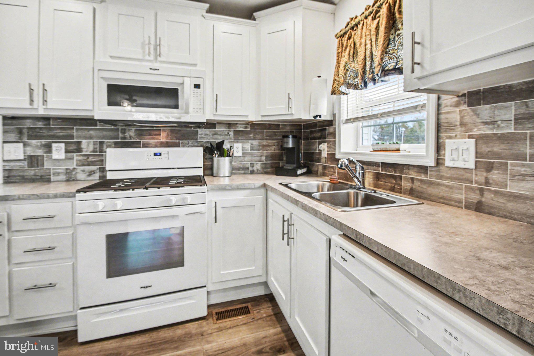 GREEN HILL MHP - Residential