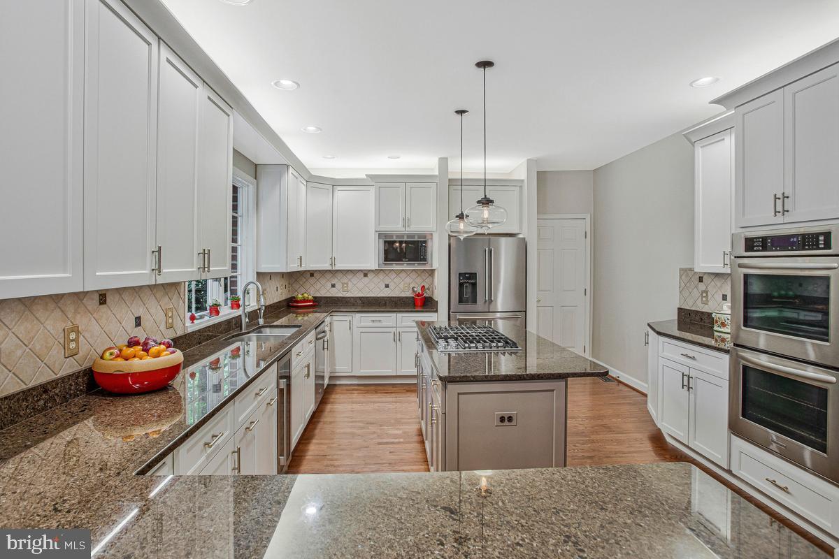 CRANBERRY WOODS - Residential