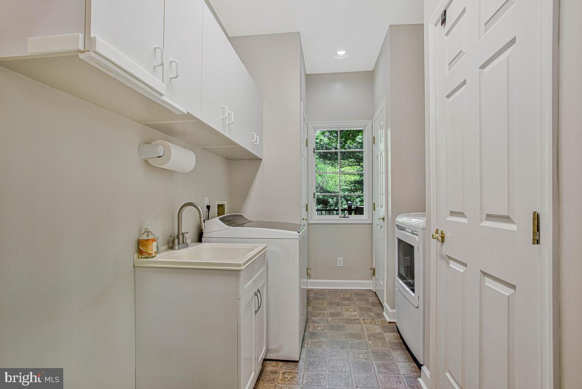 CRANBERRY WOODS - Residential