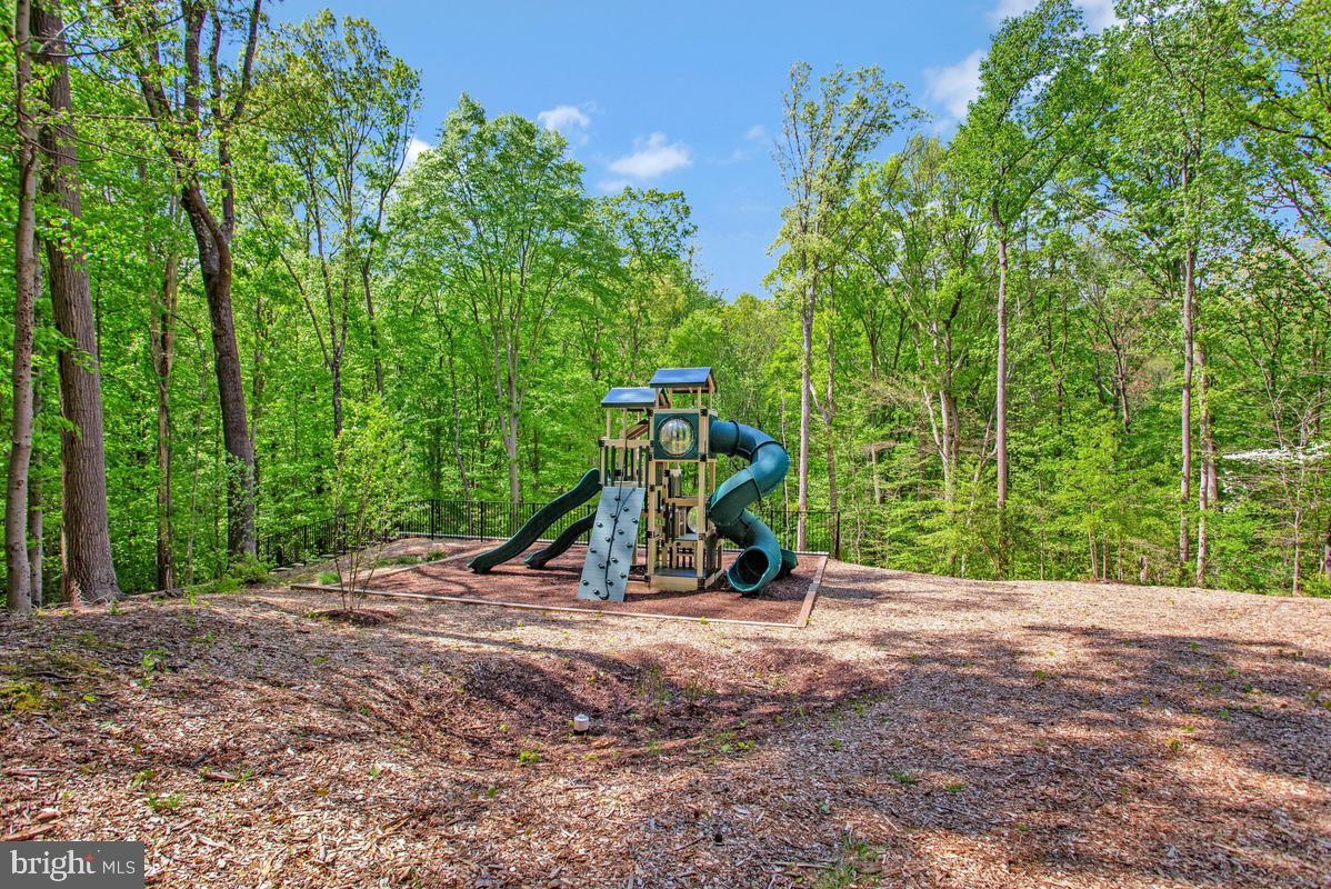 CRANBERRY WOODS - Residential