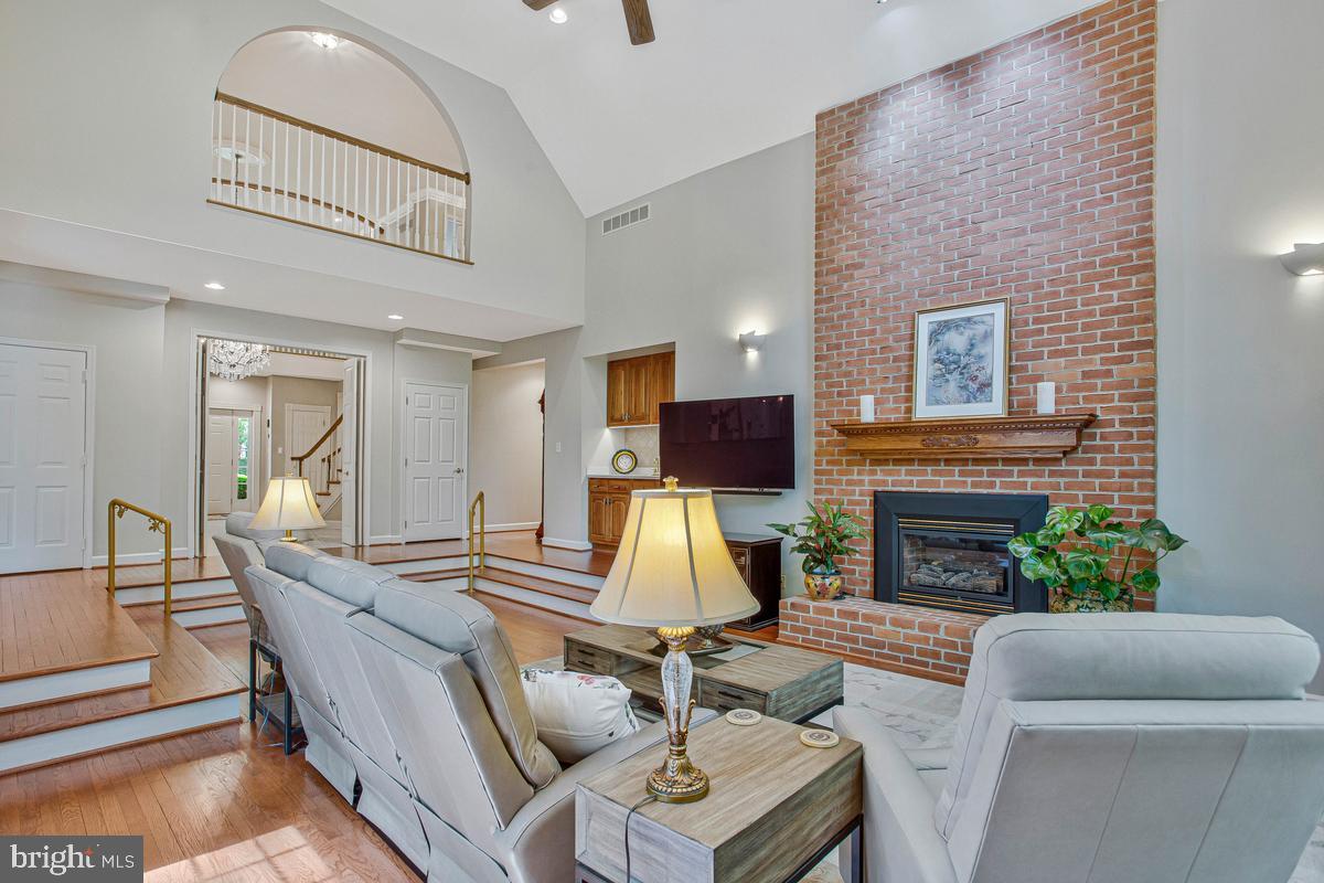 CRANBERRY WOODS - Residential